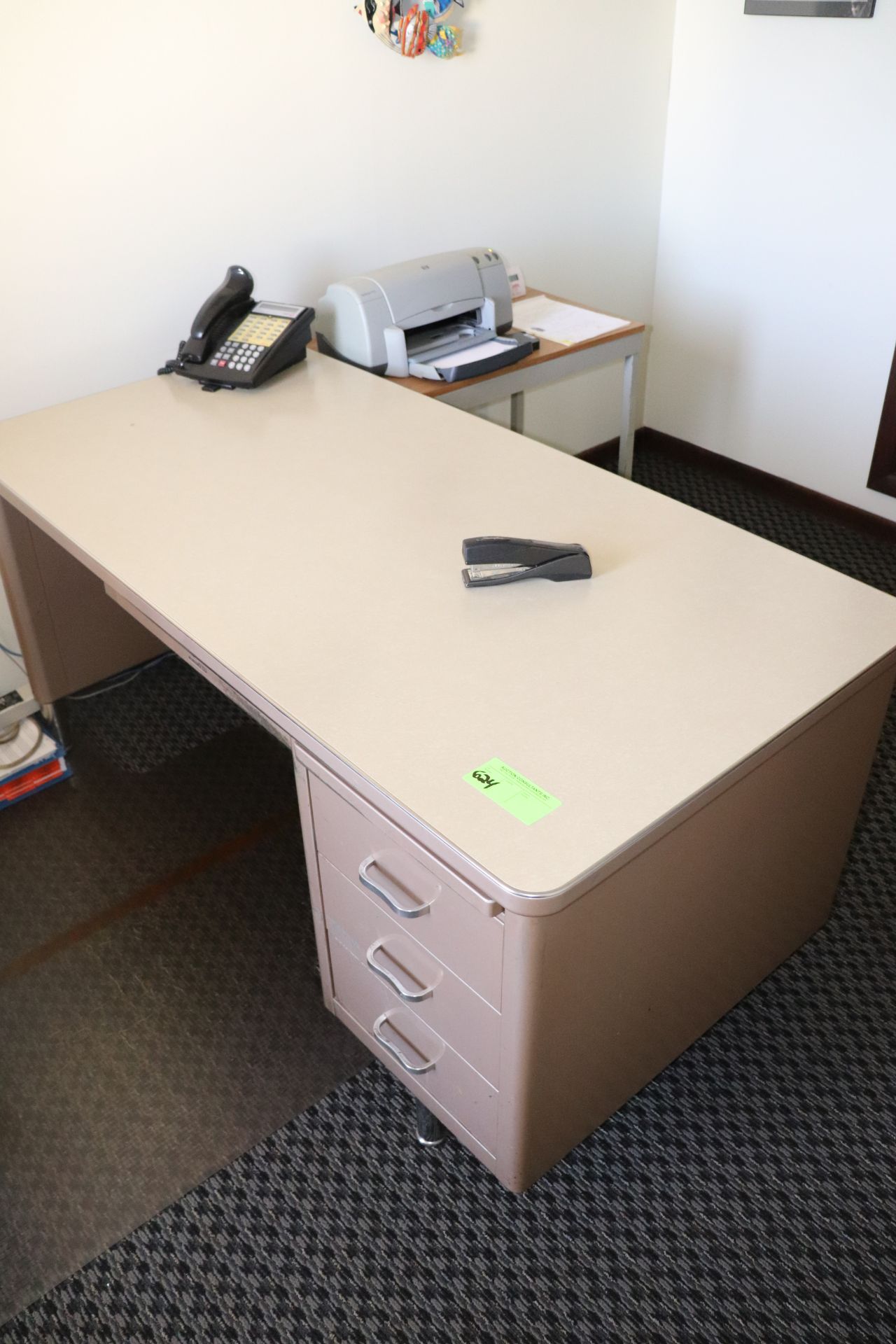 Desk, table and HP 920C printer