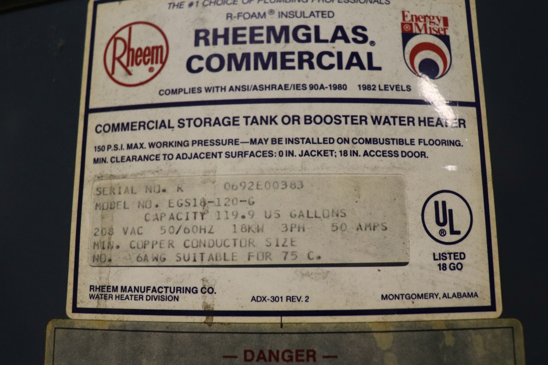 Rheemglas 120 gallon commerical water heater - Image 2 of 2