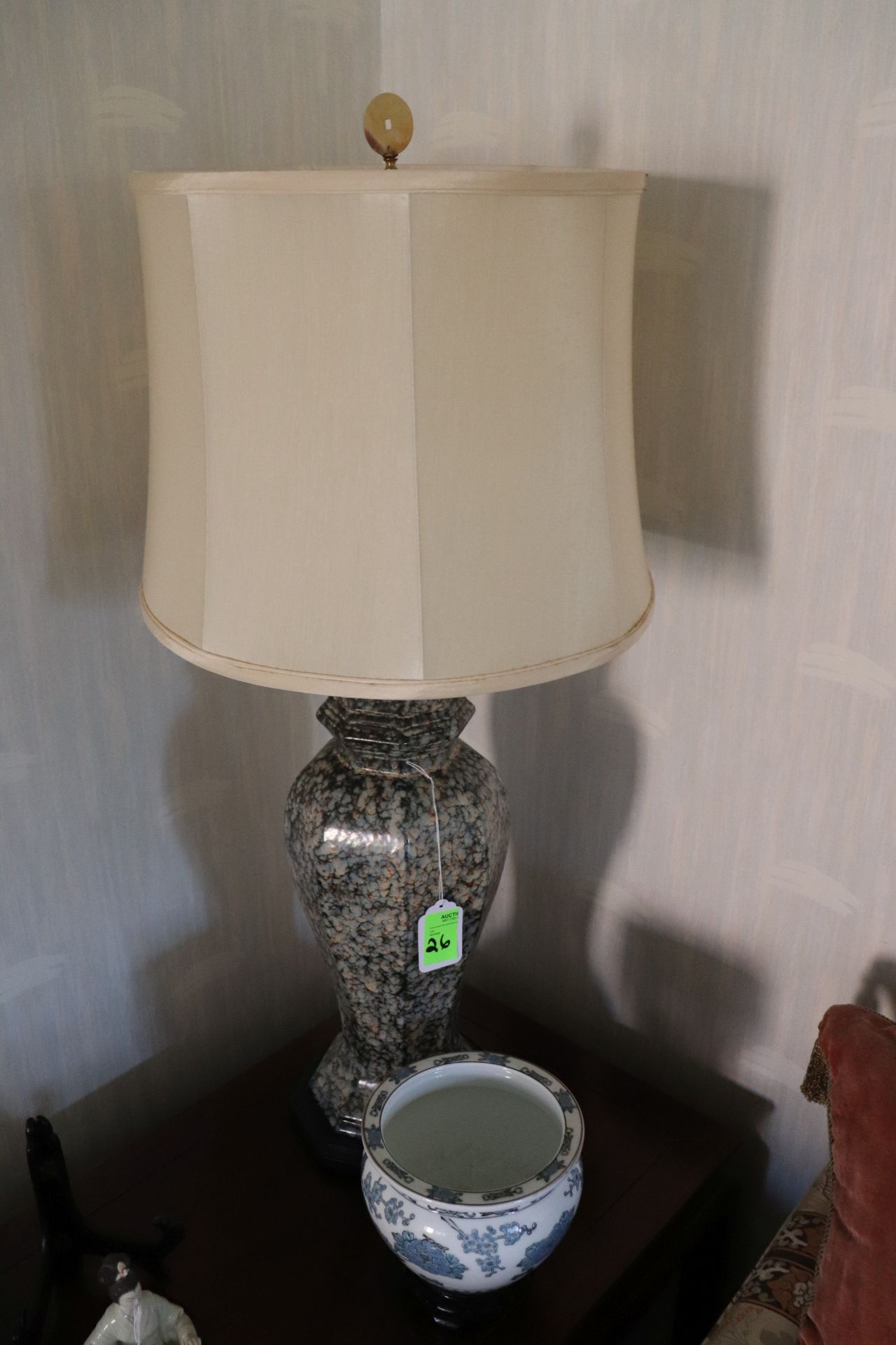 Ceramic table lamp with shade on stand