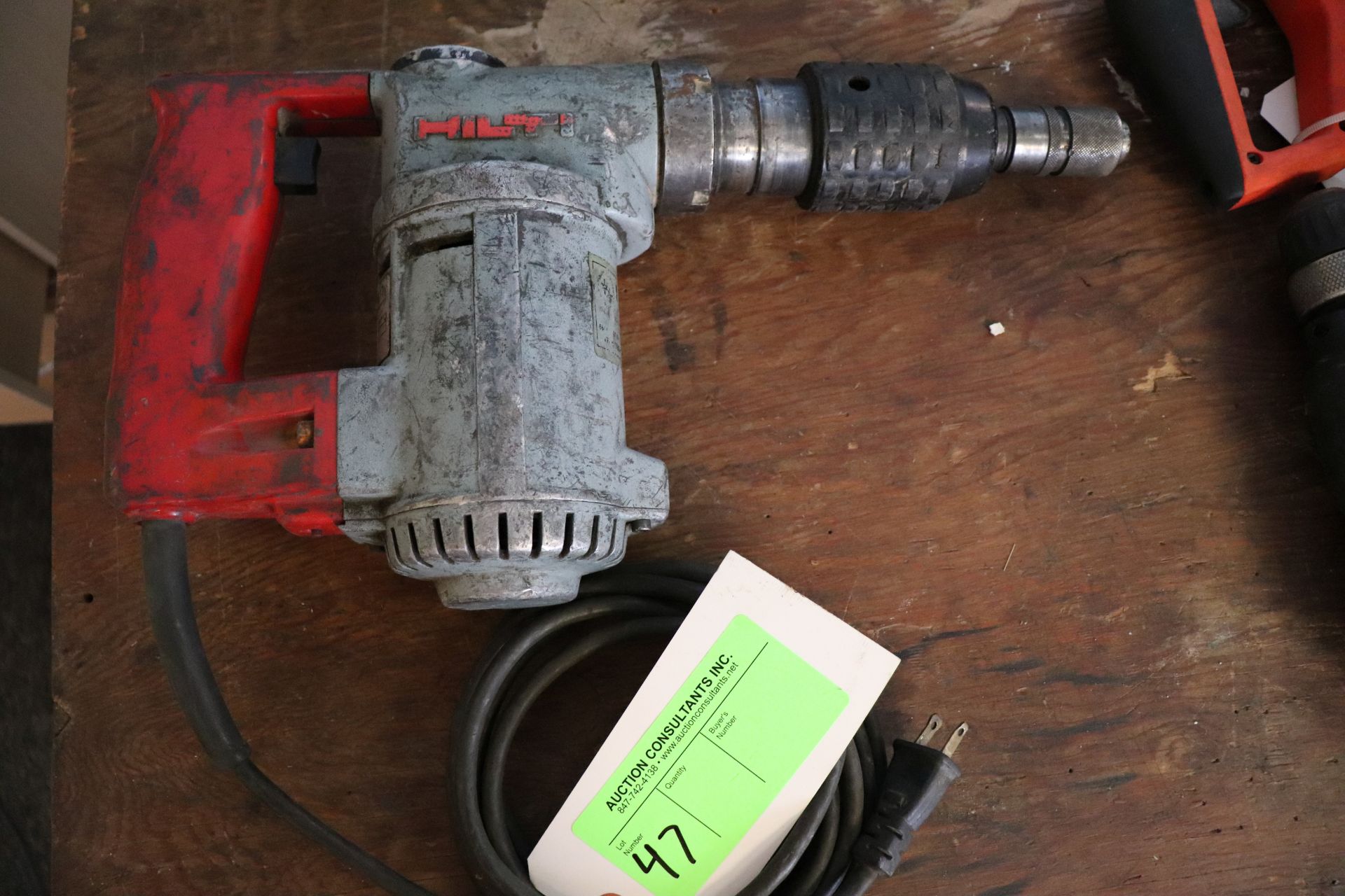 Hilti TE17 hammer drill