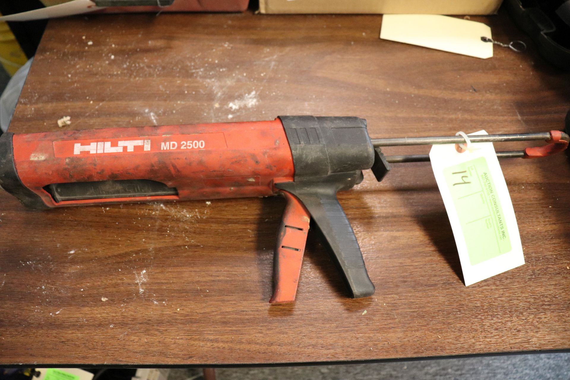 Hilti md 2500 caulking gun