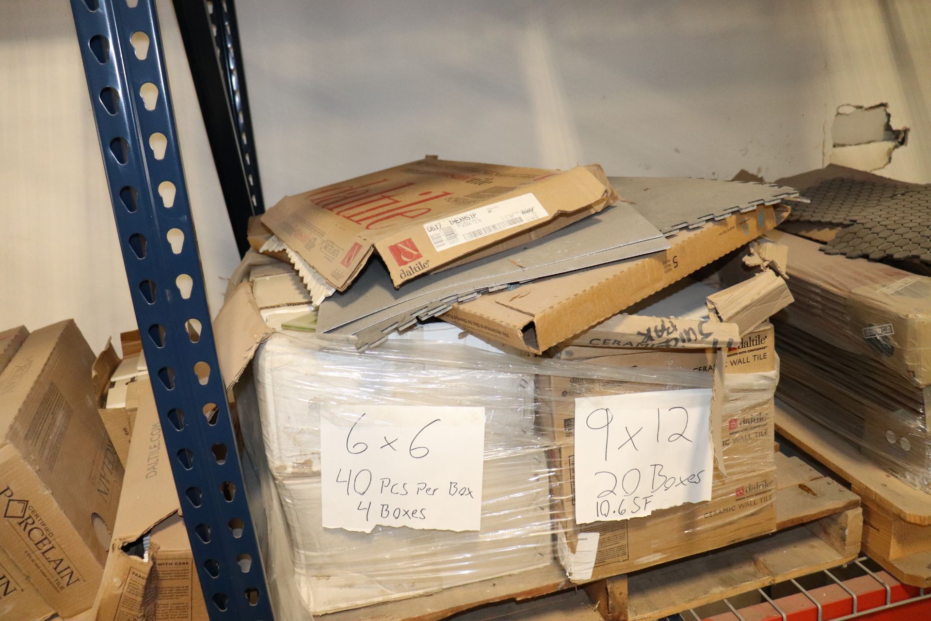 Three pallets of miscellaneous tile including Iris, 30" x 10", approximately 17 boxes, certified por - Image 2 of 2