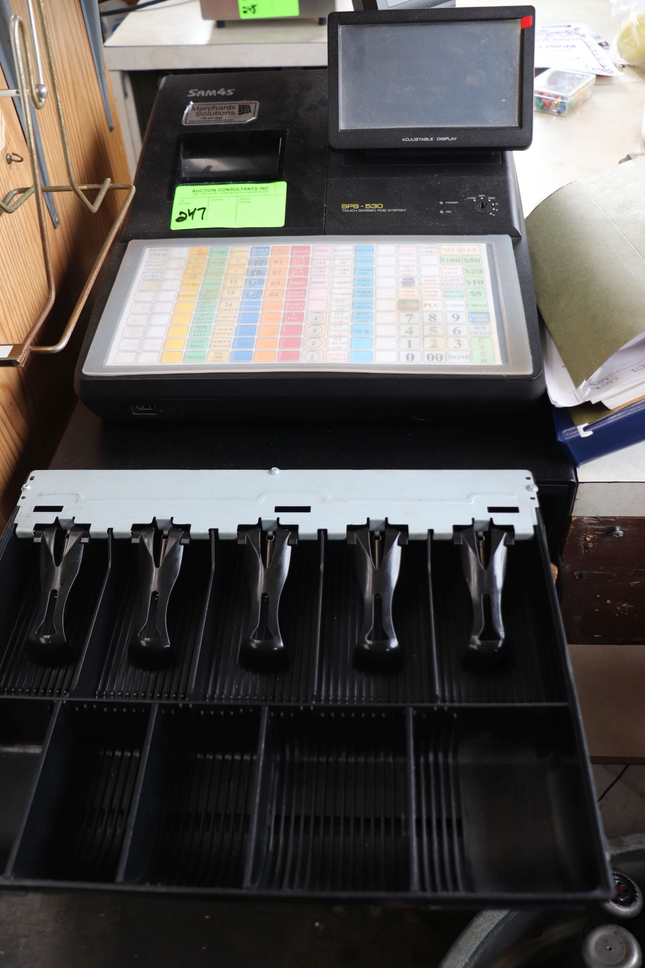 Sam 4S model SPS-530 cash register with cash drawer includes manual