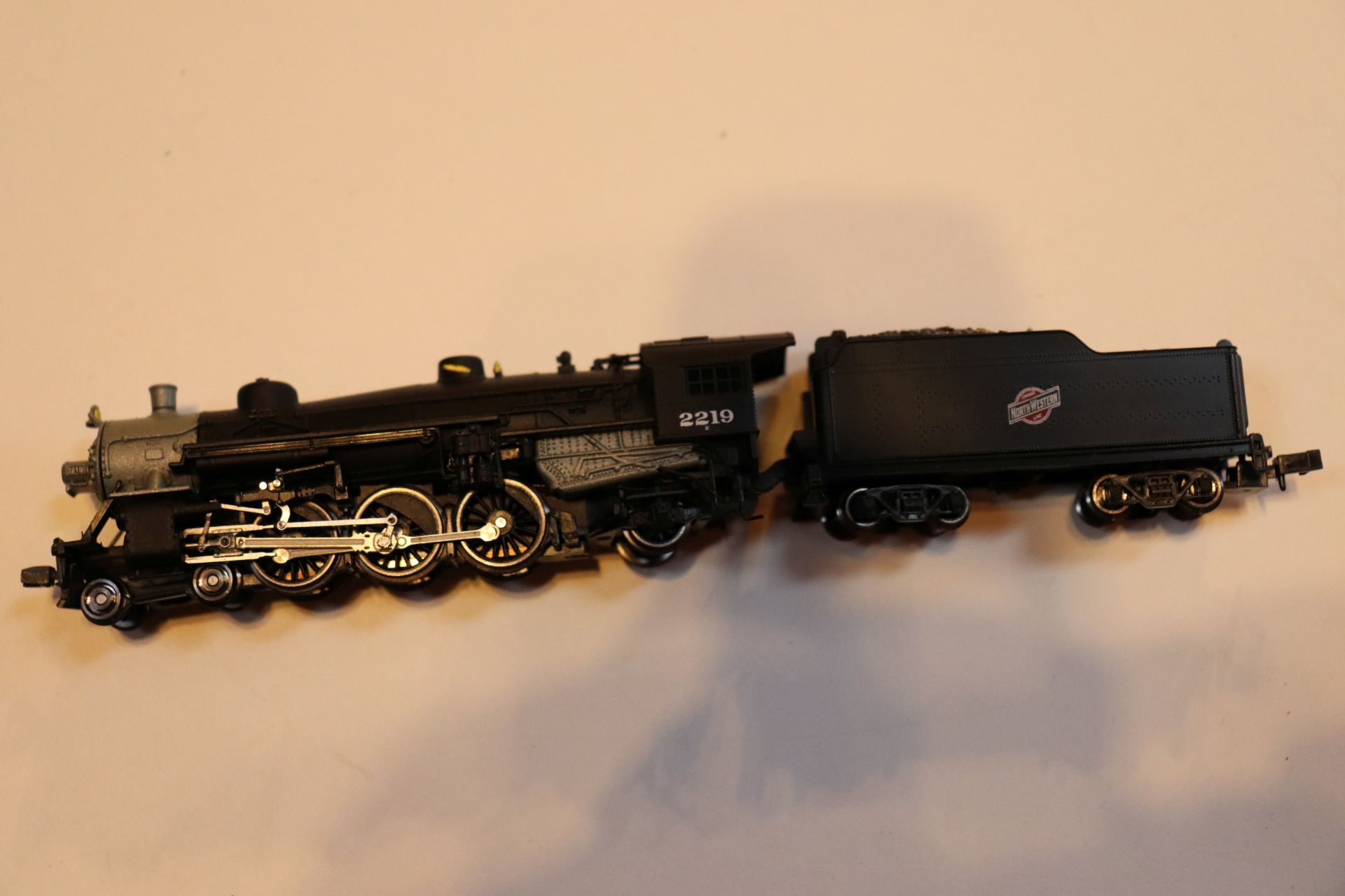 N scale locomotive 2219 Northwestern