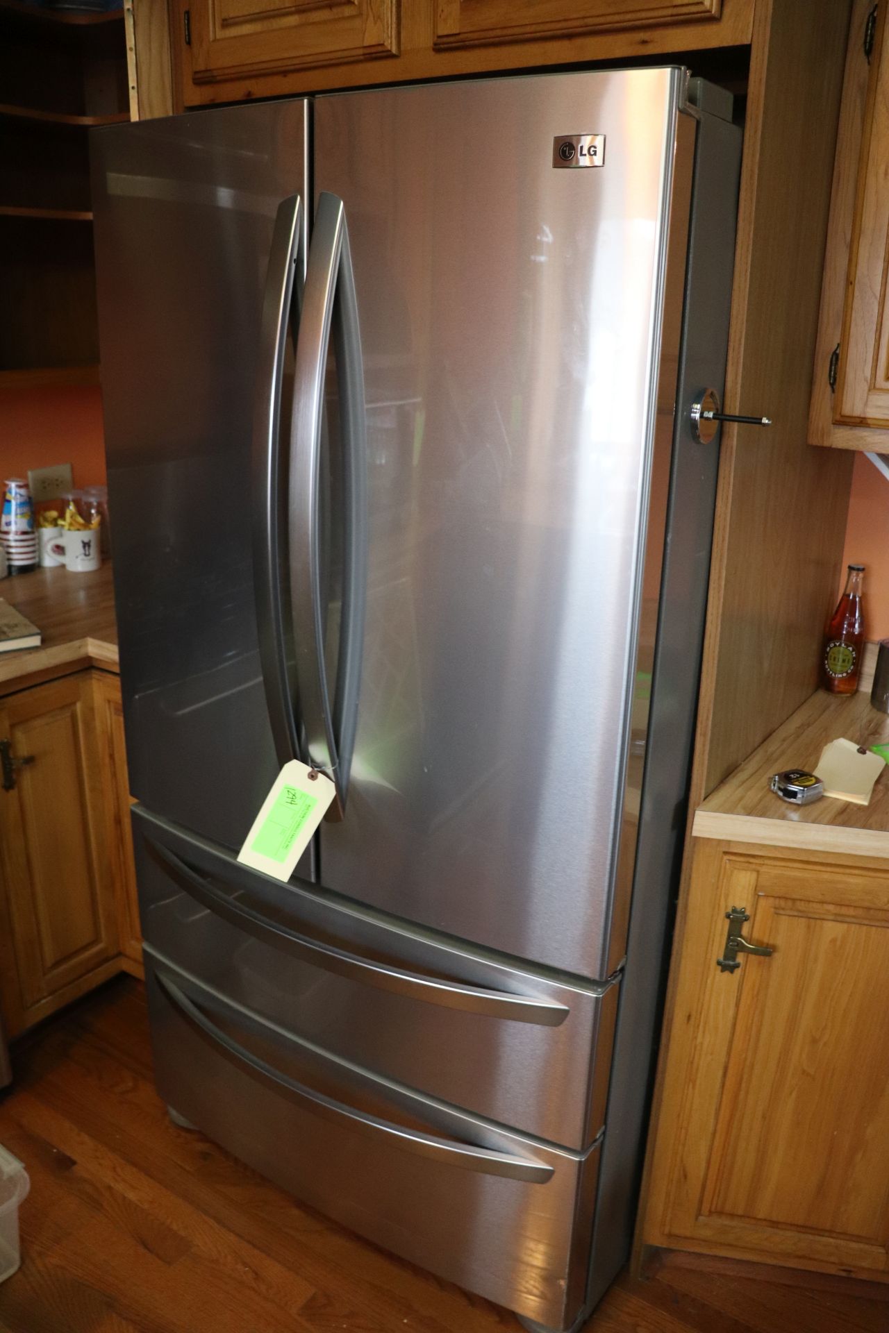 LG model LMC25780AL refrigerator