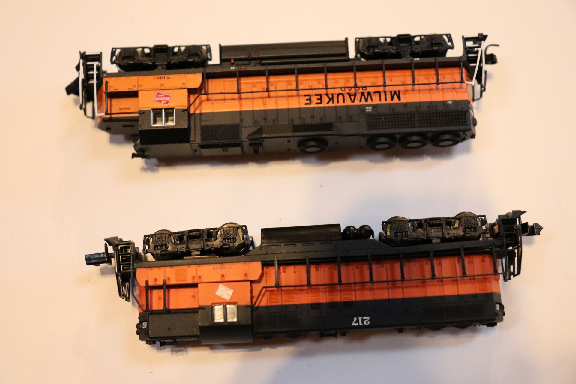 Two Atlas N scale locomotives, Milwaukee Road - Image 3 of 3