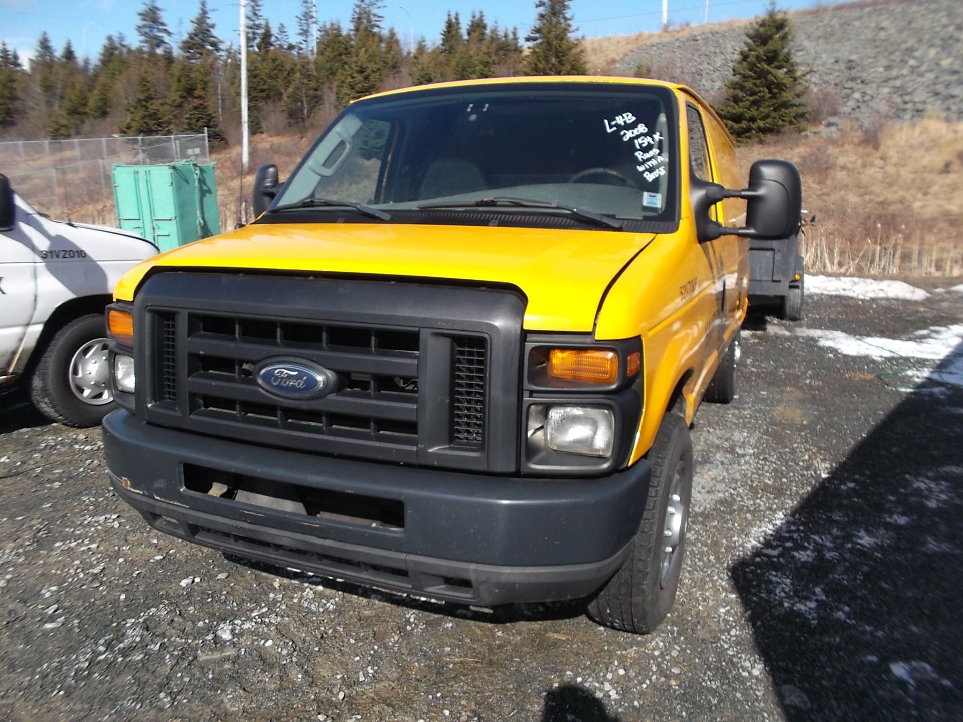 2008 FORD E250 VAN 154919KMS, RUNS WITH A BOOST, 5.4 LITRE, AUTOMATIC, AC, POWER STEERING, POWER