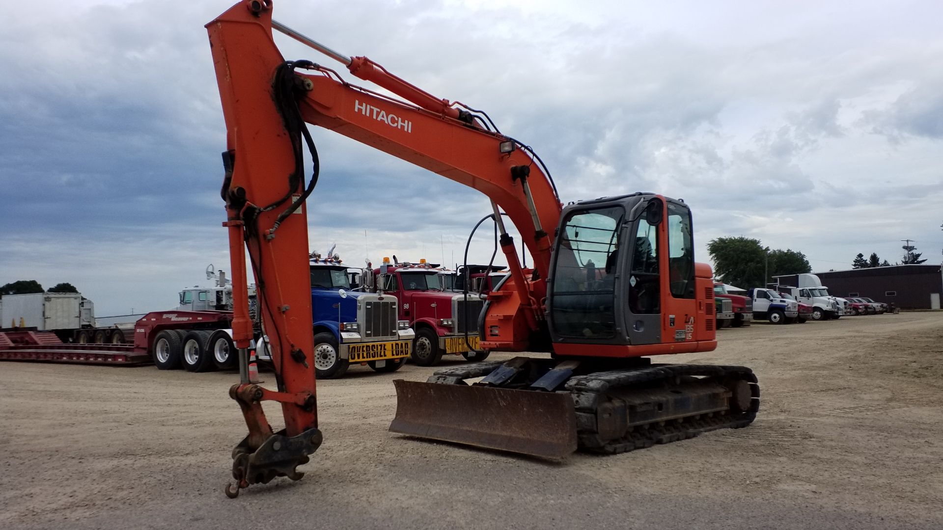 2010 HITACHI ZX135