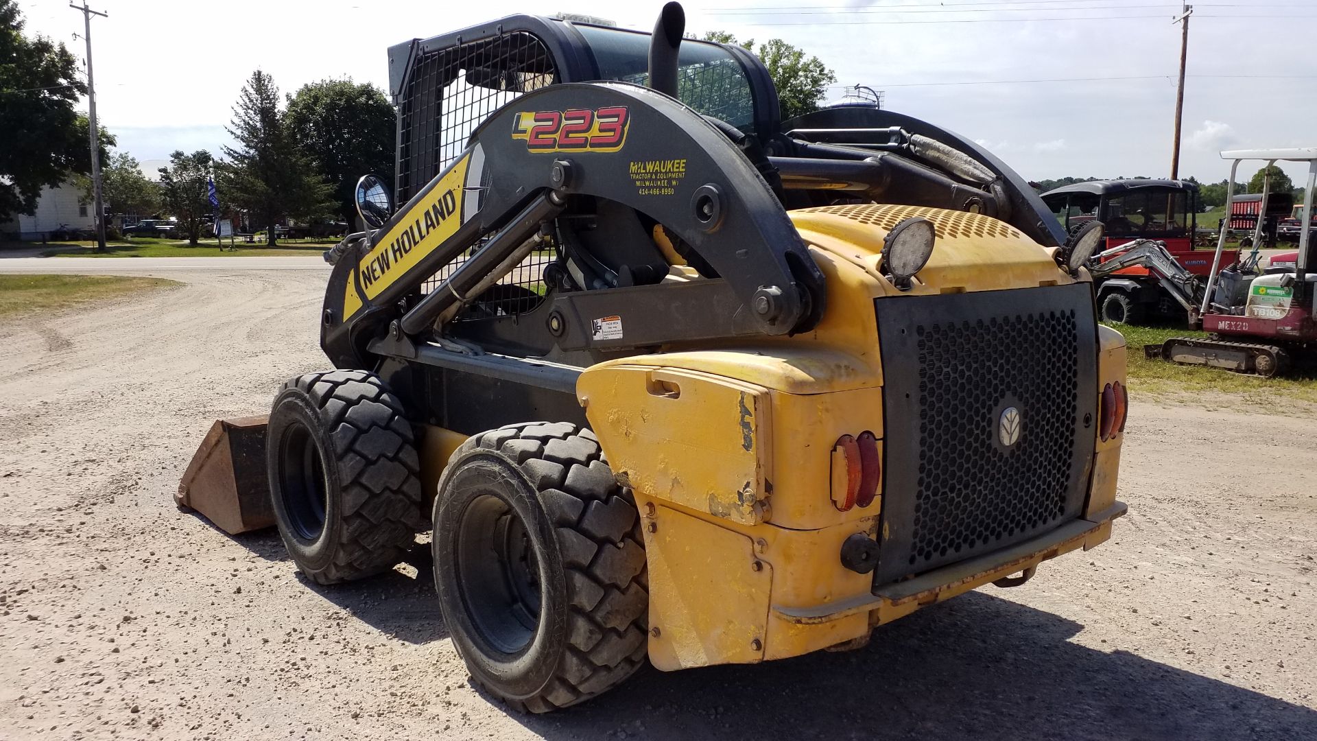 2011 NEW HOLLAND L223 - Image 4 of 13