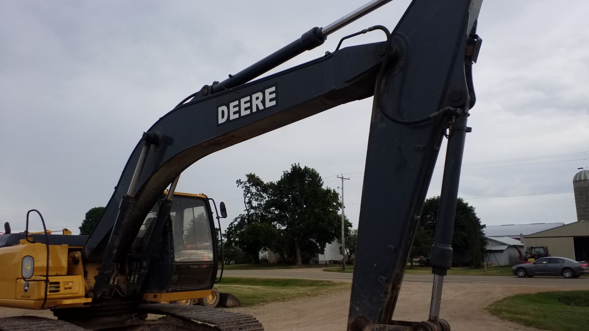 2000 DEERE 200 LC - Image 8 of 25