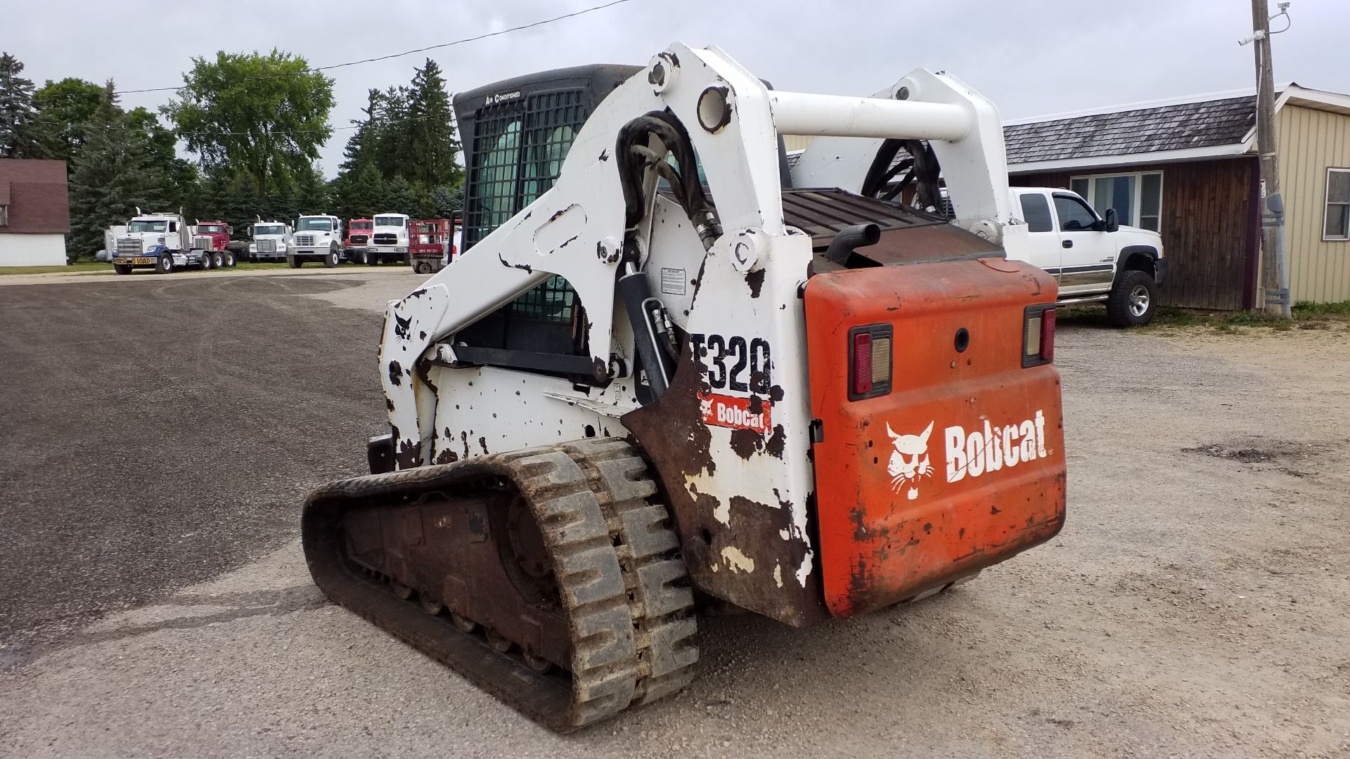 2008 BOBCAT T320 - Image 4 of 14