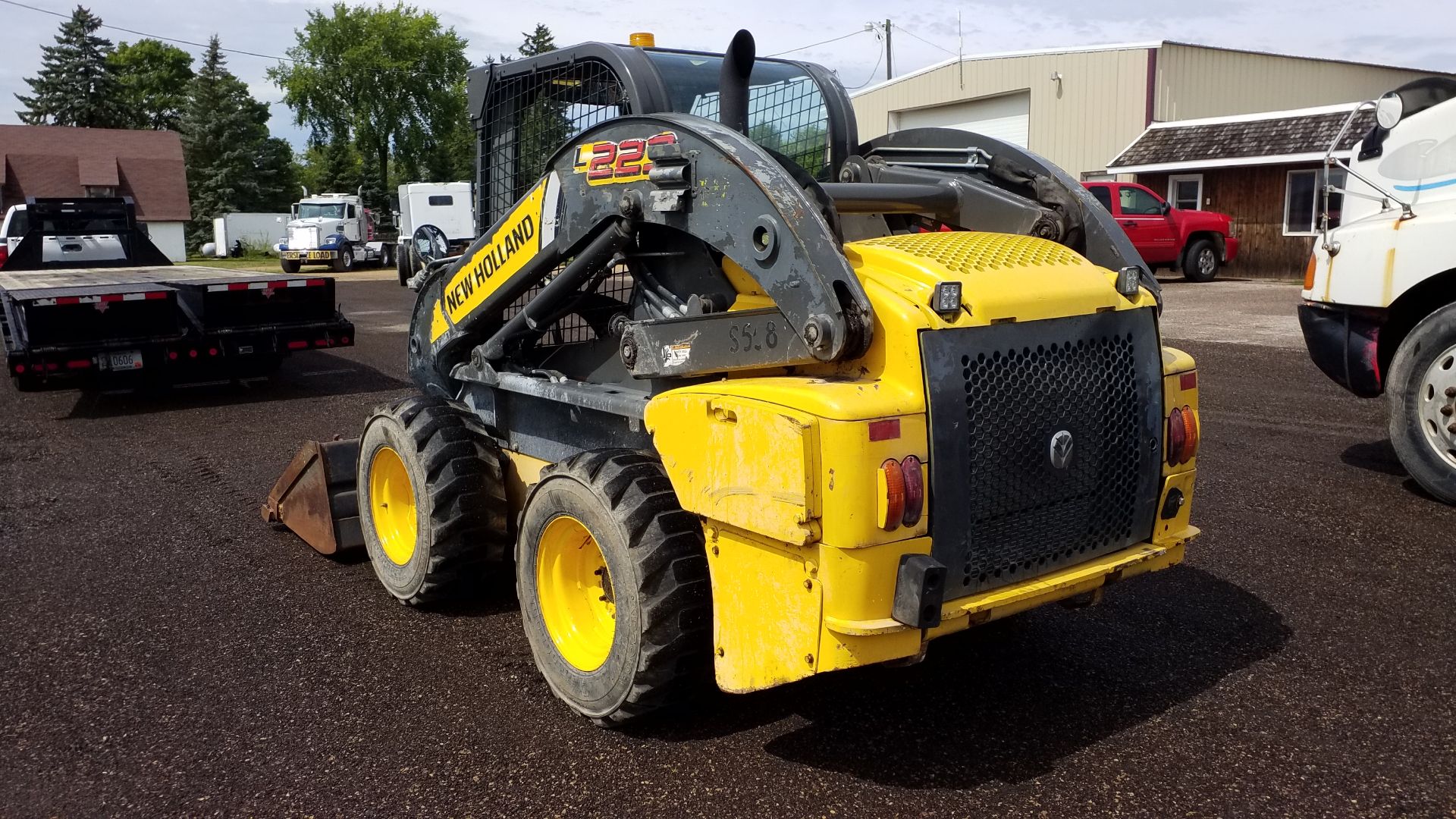 2012 NEW HOLLAND L223 - Image 4 of 12