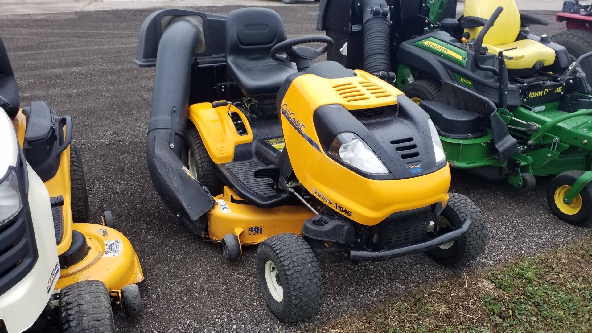 CUB CADET I1046