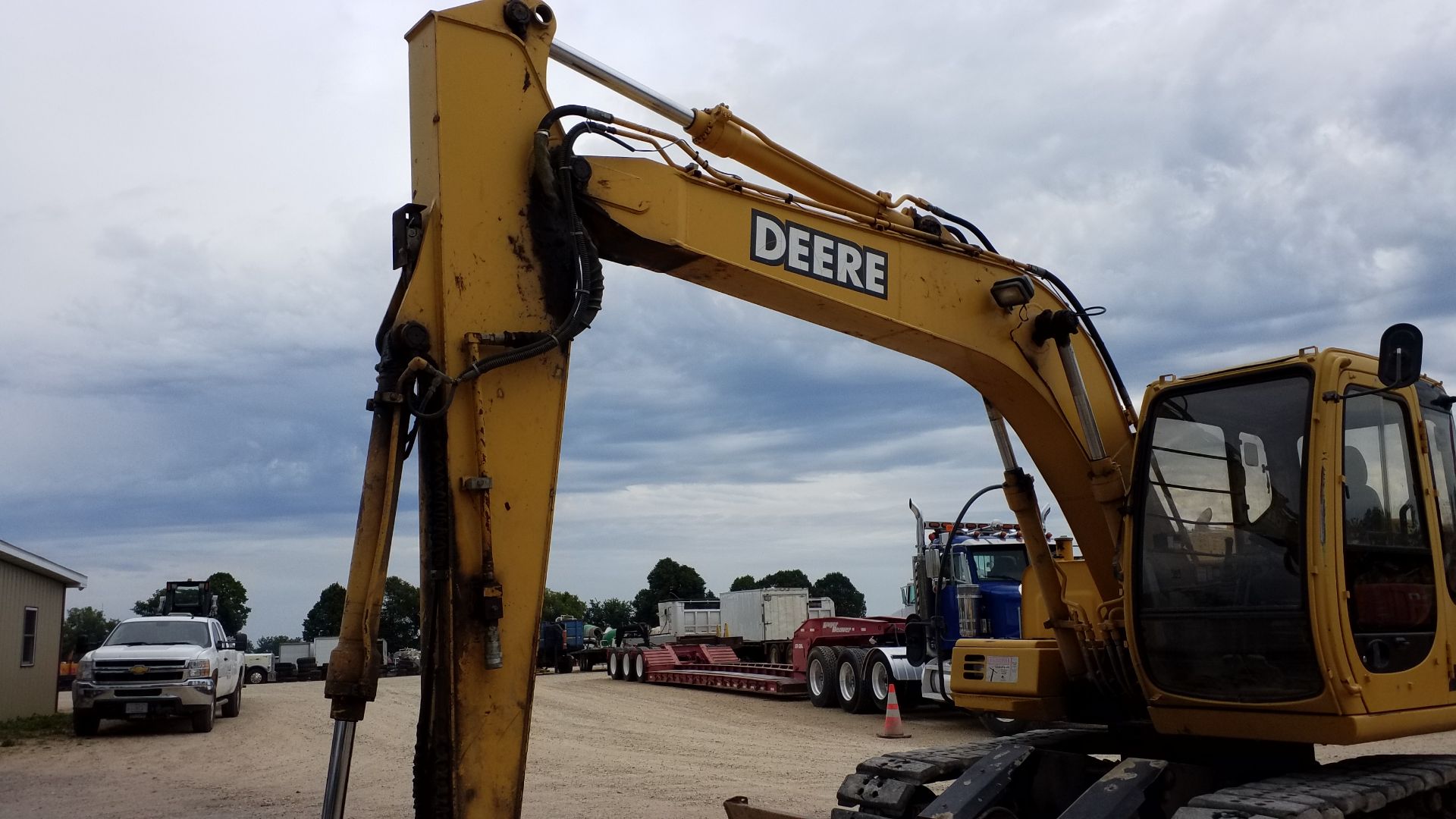 2001 DEERE 110 - Image 8 of 25