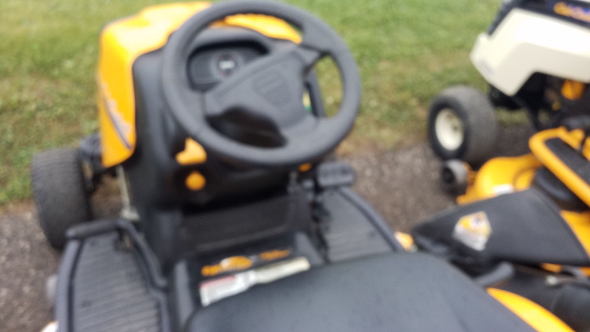 CUB CADET I1046 - Image 3 of 4