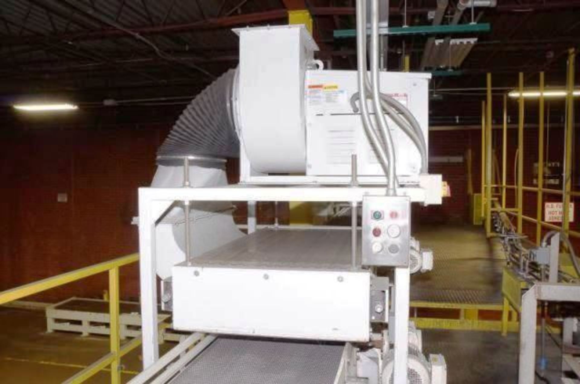 Sentry Depalletizer Discharge Conveyor W/dust Off Suction. With NY Blower 100-153 AVF Year of Mfg. - Image 5 of 5