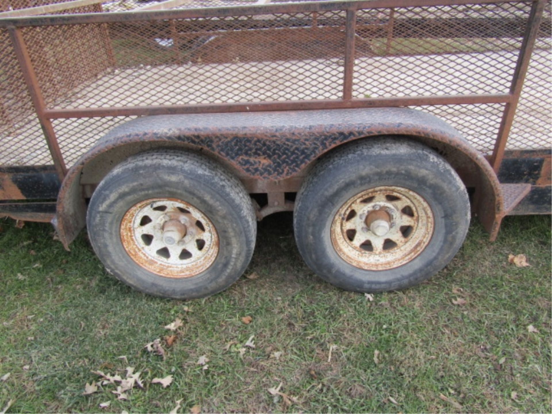 2006 Road Boss Tandem Axle Trailer, Wood Deck, Located in Winterset, IA - Image 4 of 6