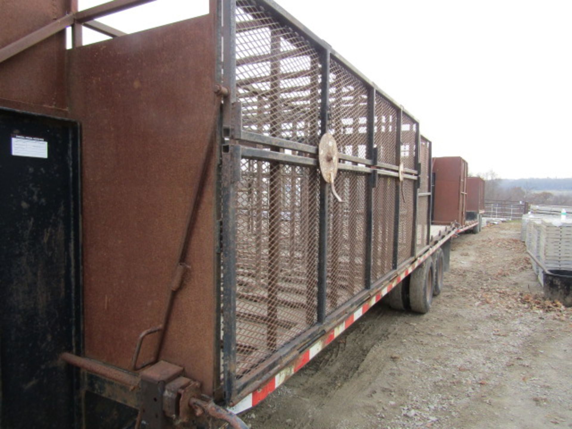 2005 B-B Gooseneck Trailer, Tandem Axle, Wood Deck, Located in Winterset, IA - Image 9 of 9