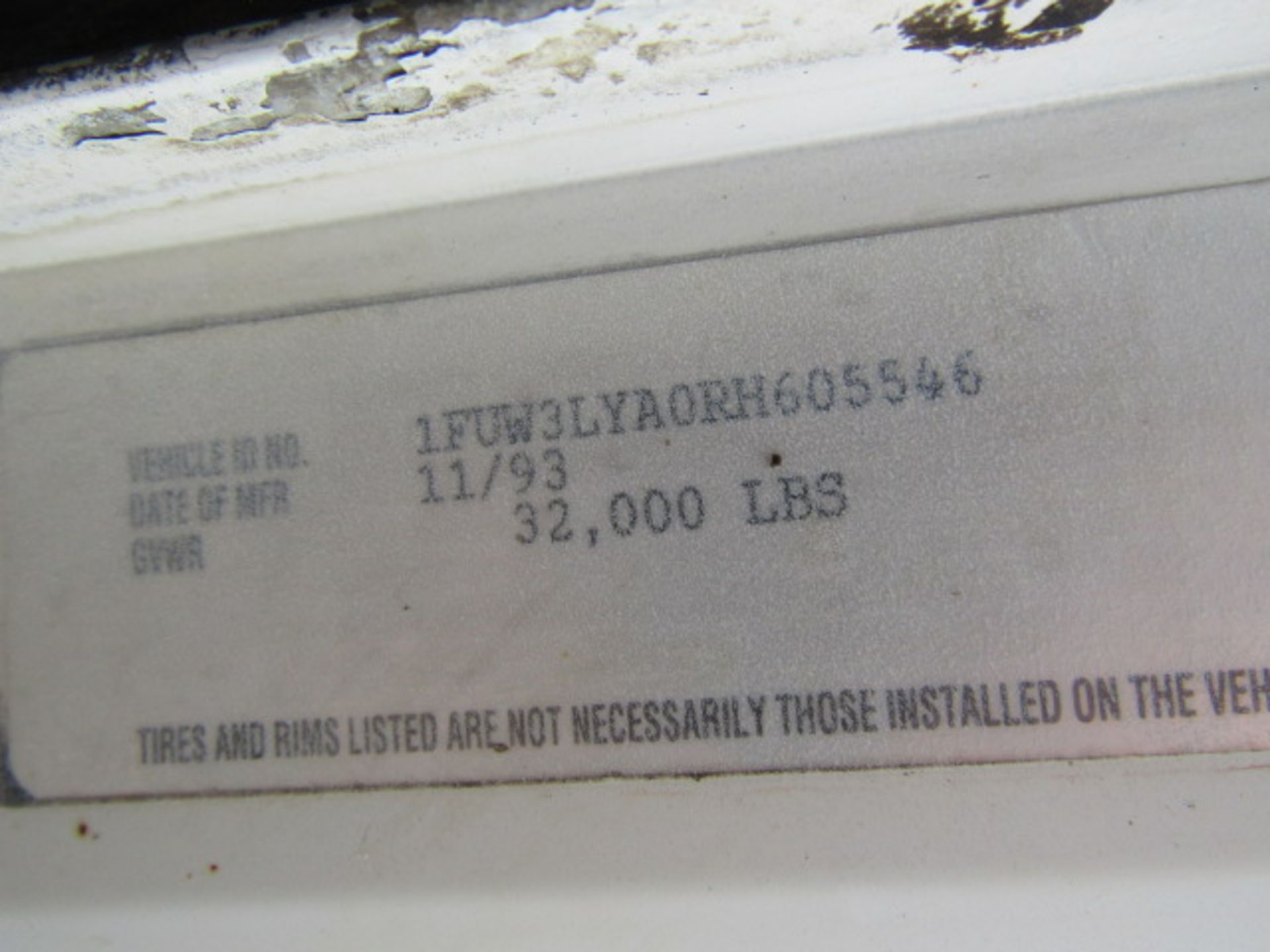 1994 Freightliner, VIN #1FUW3LYA0RH605546, 71,282 Miles, 10 Speed Eaton Fuller Manual - Image 5 of 41