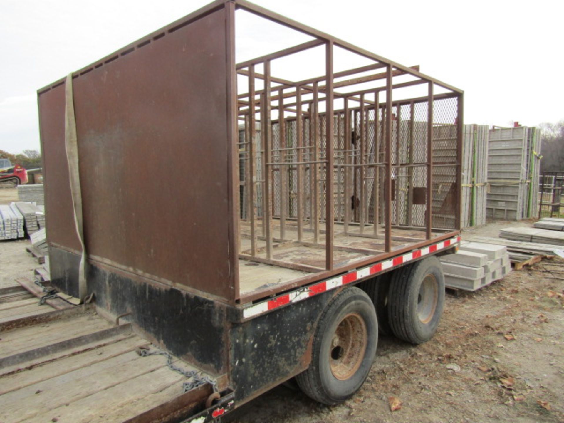 2004 B-B Gooseneck Trailer, Tandem Axle, 18' 8" x 9' 6" Well, 8' 7" Top Deck, Located in - Image 5 of 9
