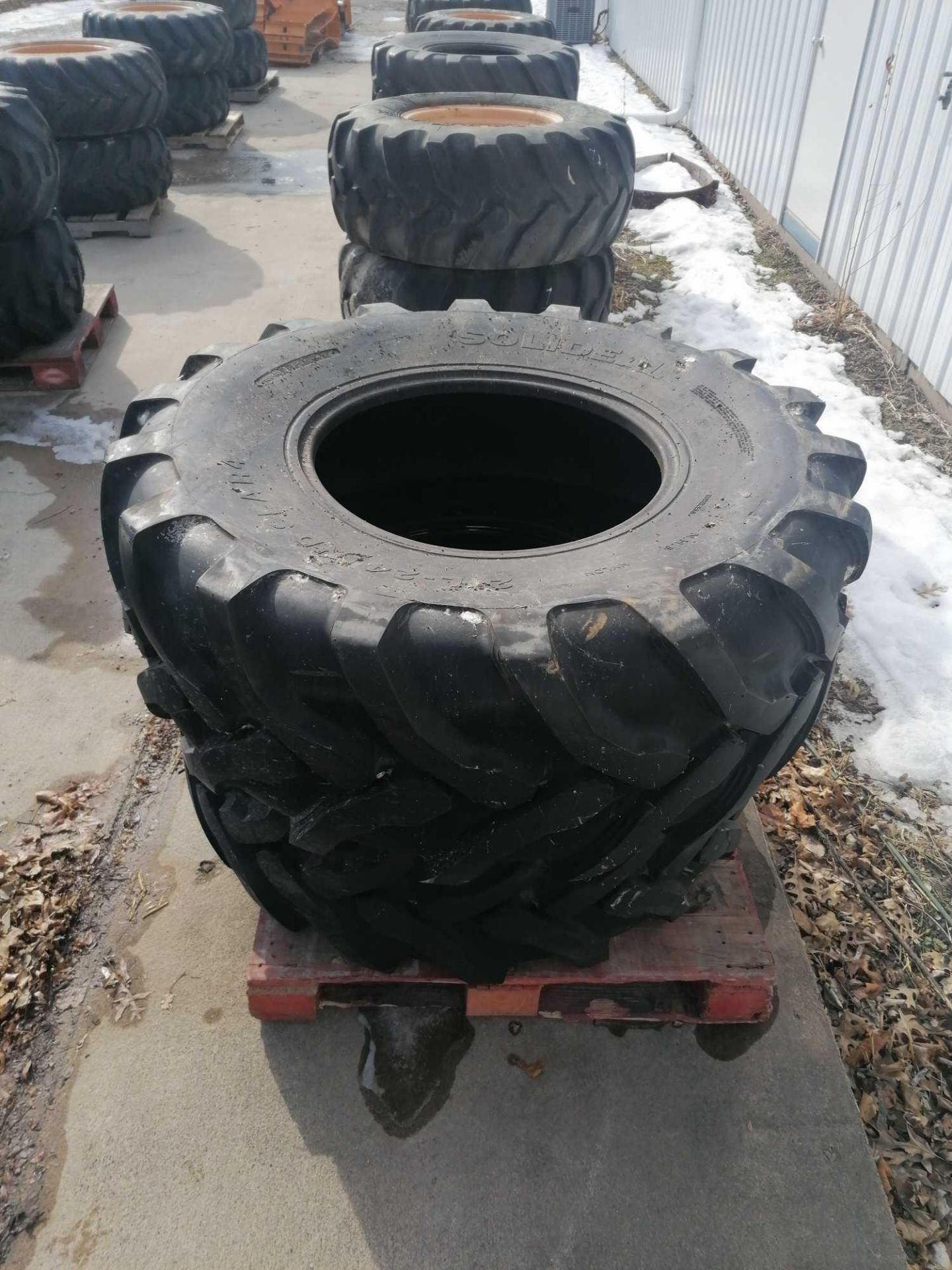 (2) Solideal 21L-24IND SLAR4 Tire