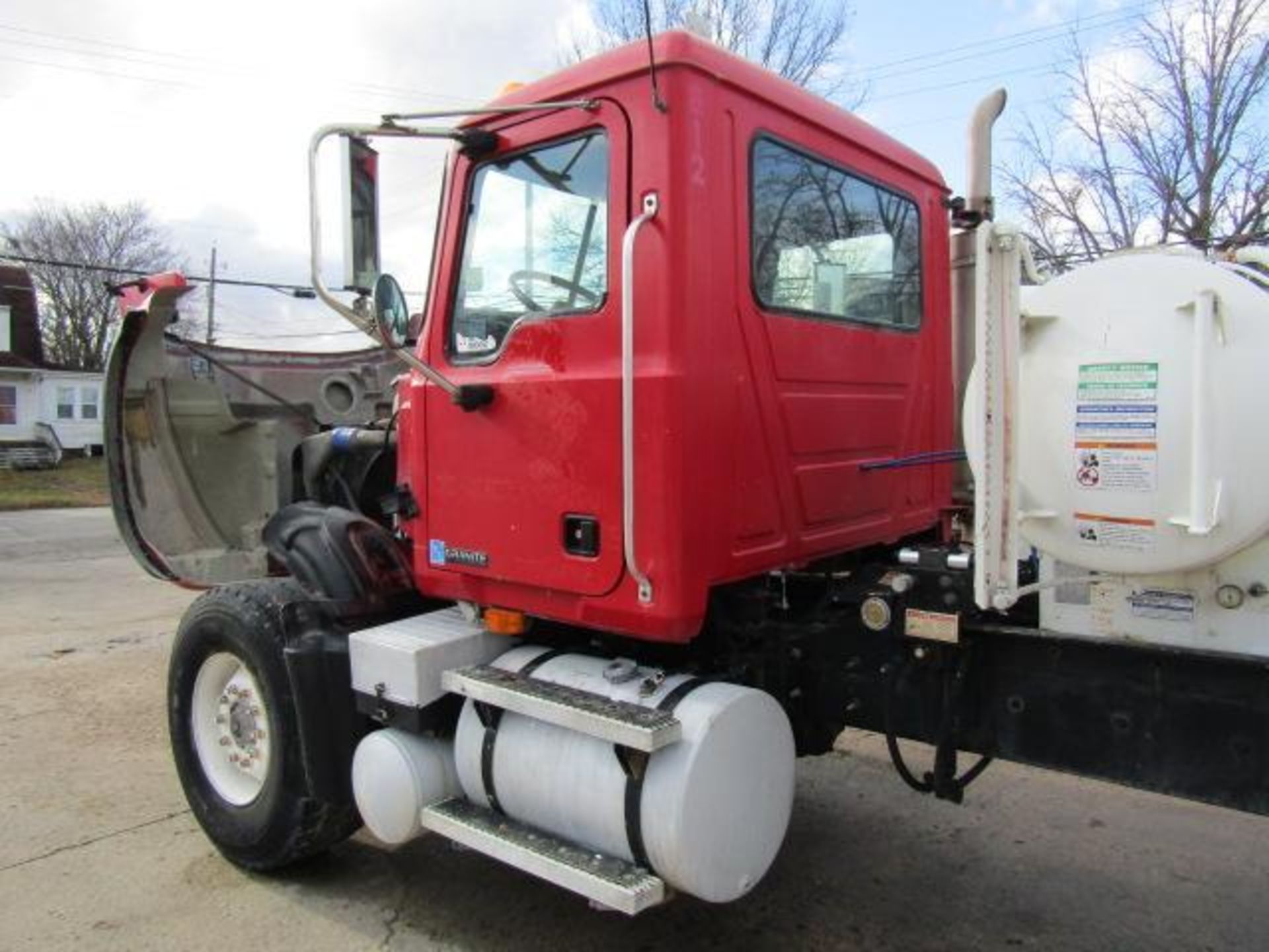 2003 Mack CV513 Concrete Mixer Truck - Image 28 of 42