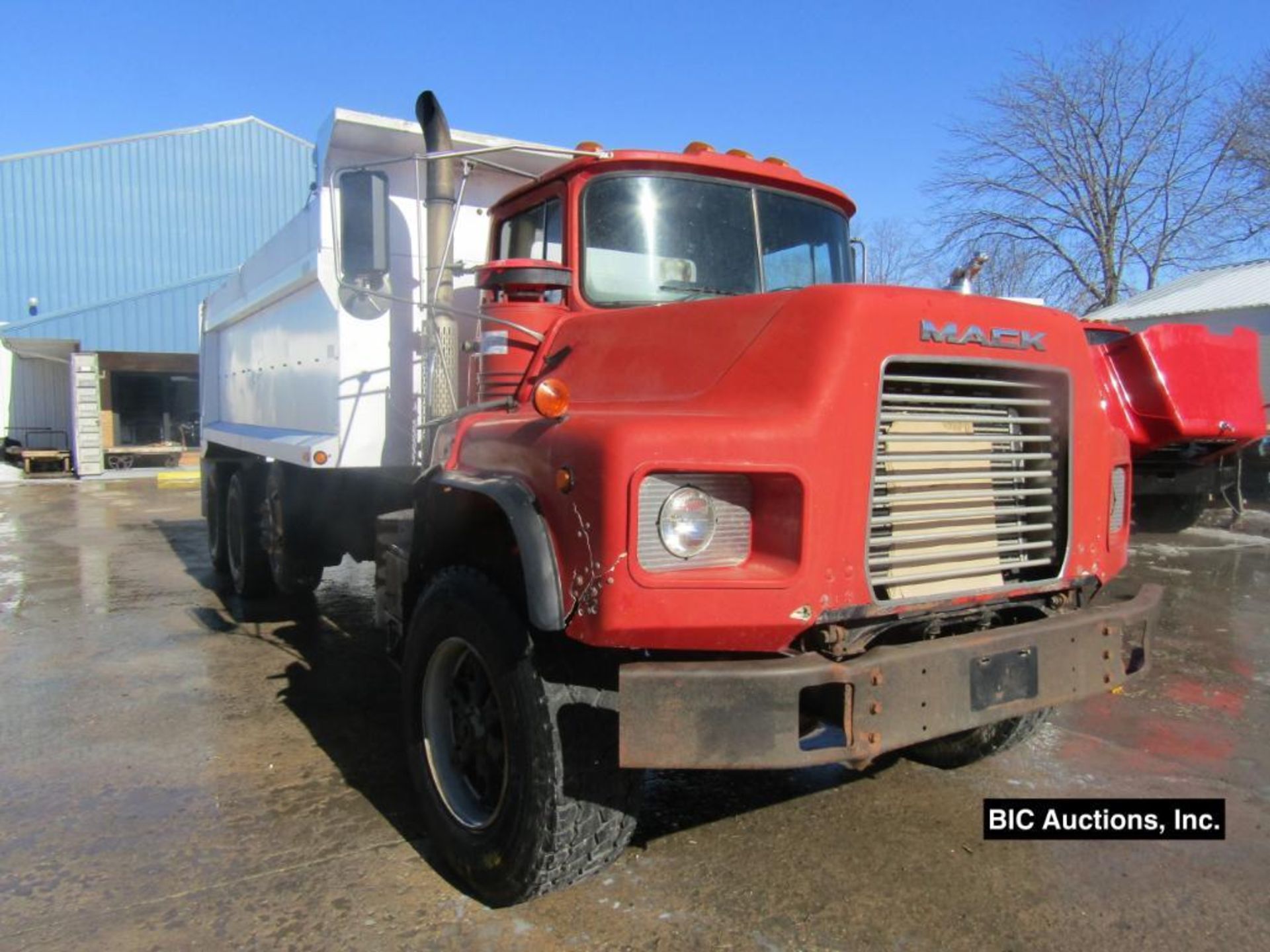 1999 Mack DM690S Dump Truck - Image 3 of 36