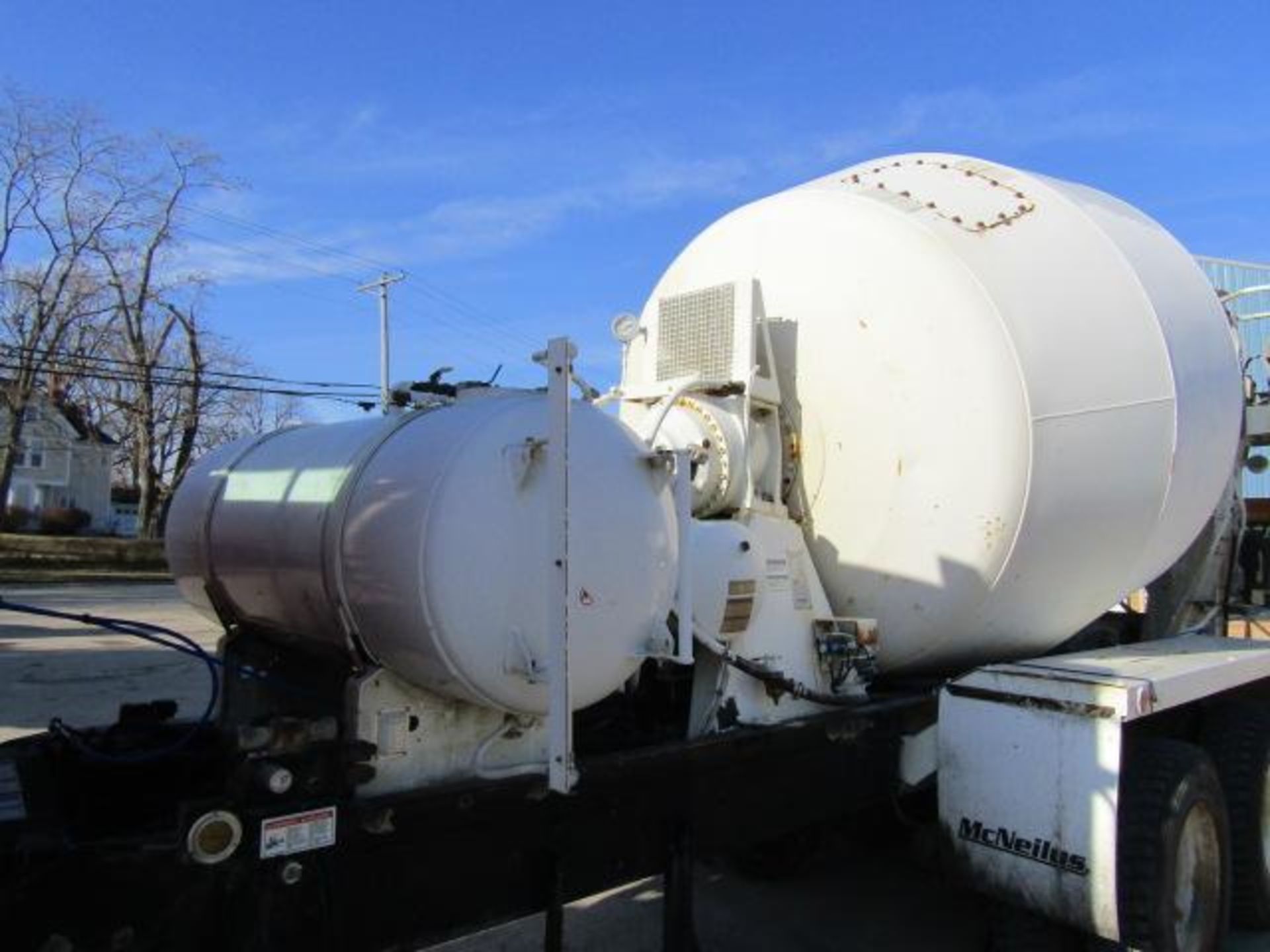 2003 Mack CV513 Concrete Mixer Truck - Image 30 of 37