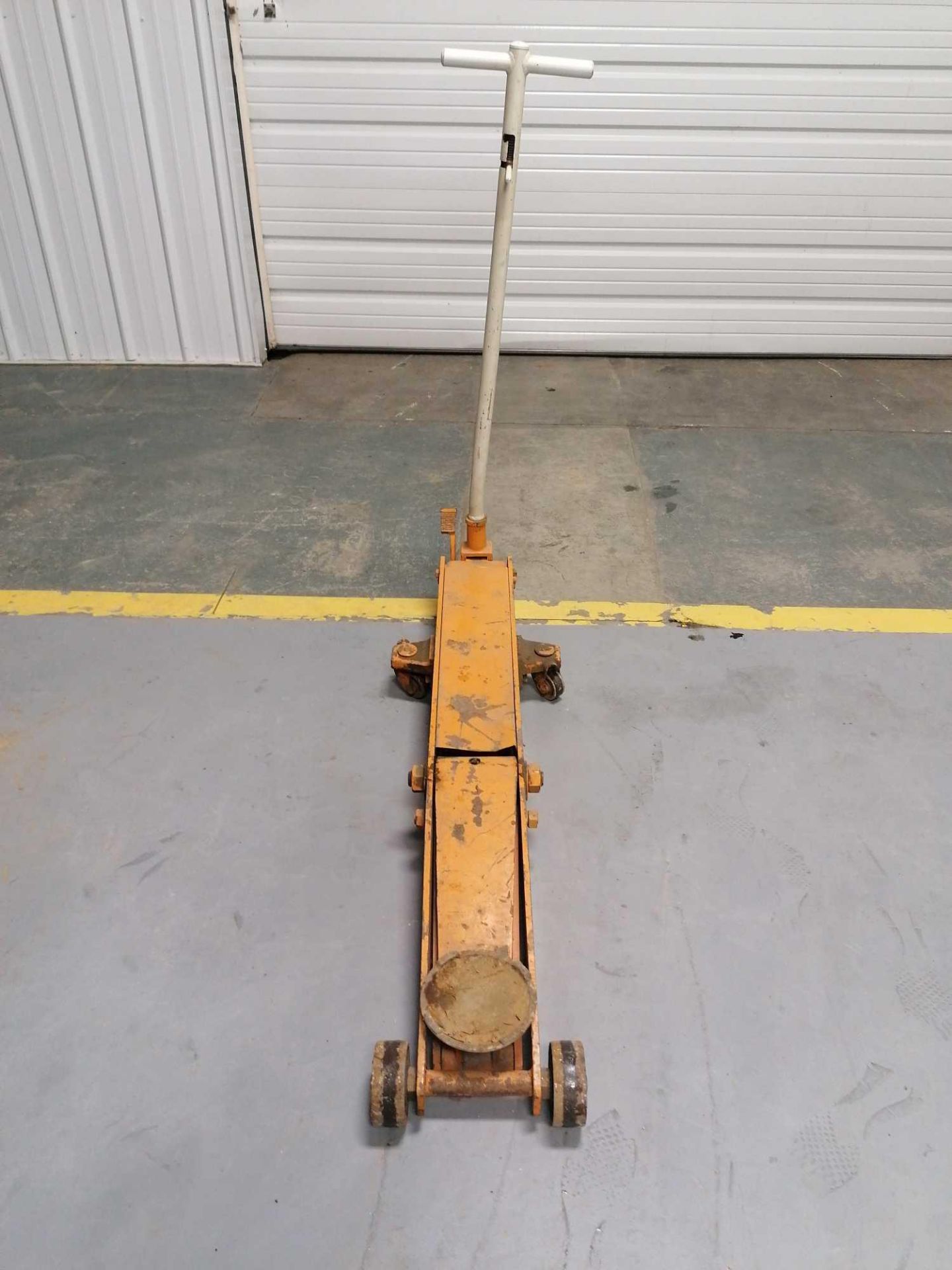 Hydraulic Floor Jack