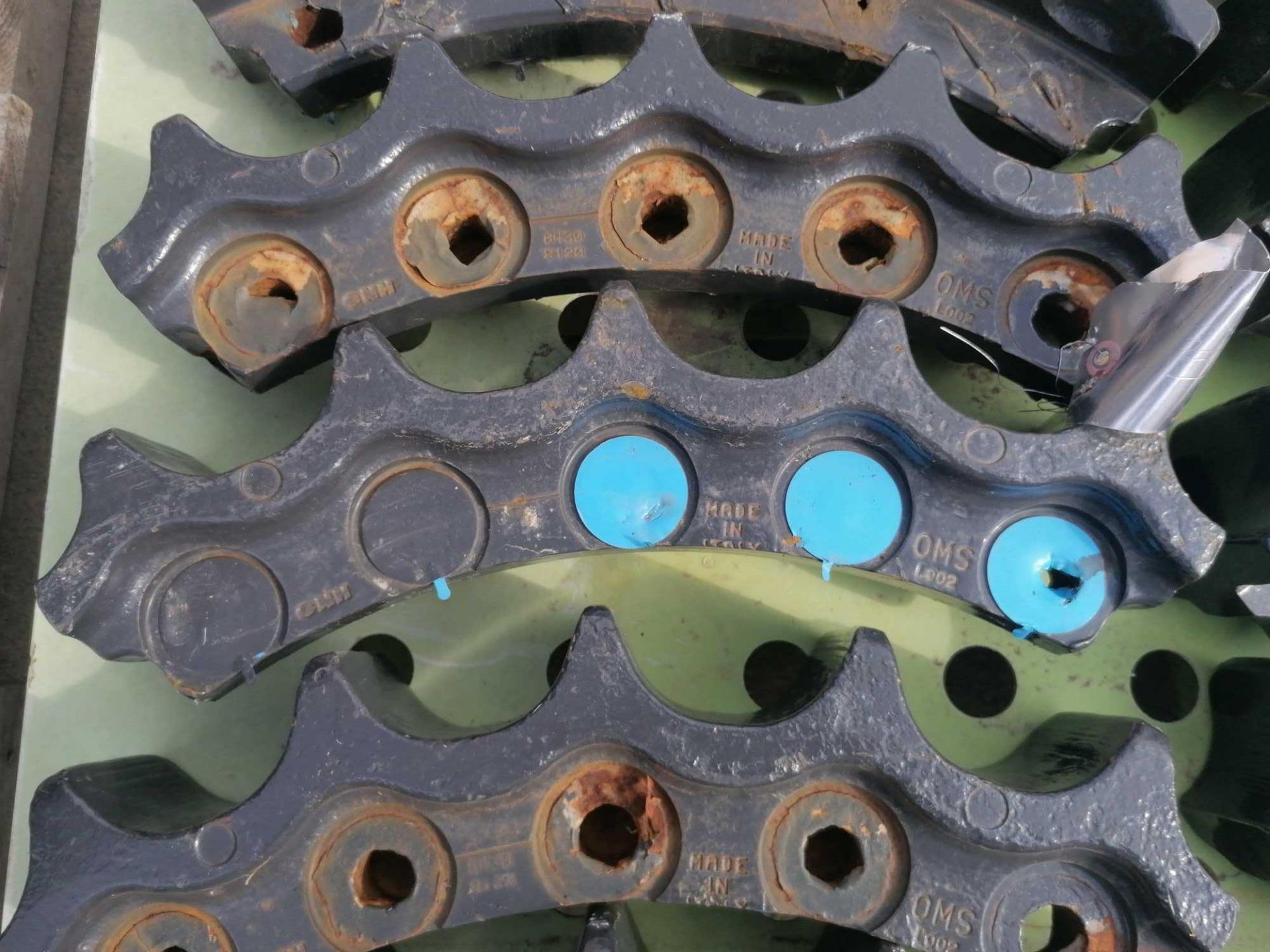 (11) Sprocket Segments - Image 2 of 3