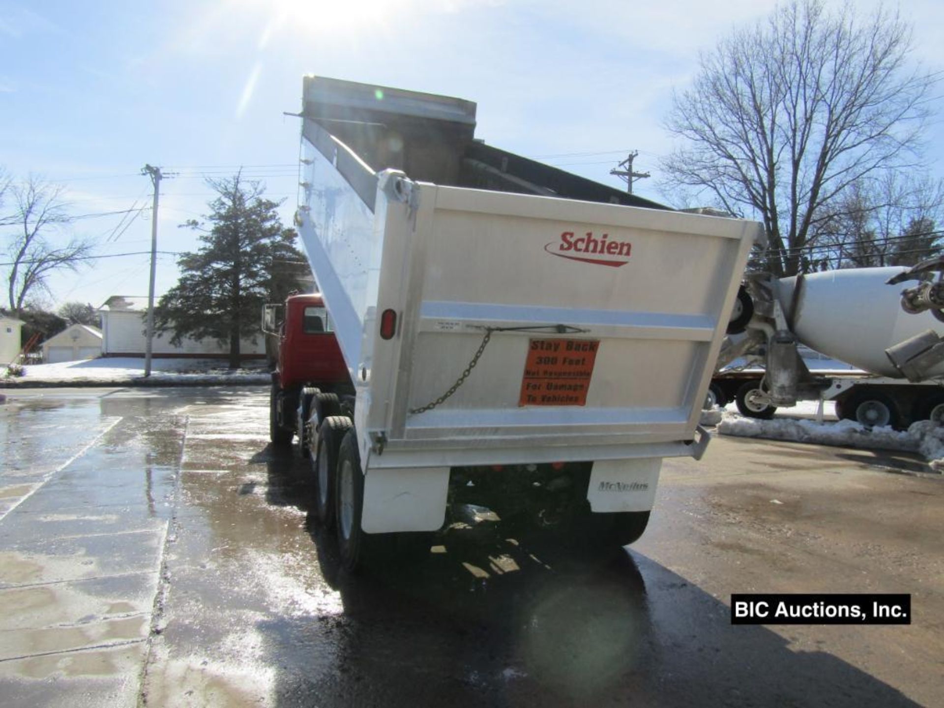 2000 Mack DM690S Dump Truck - Image 30 of 40