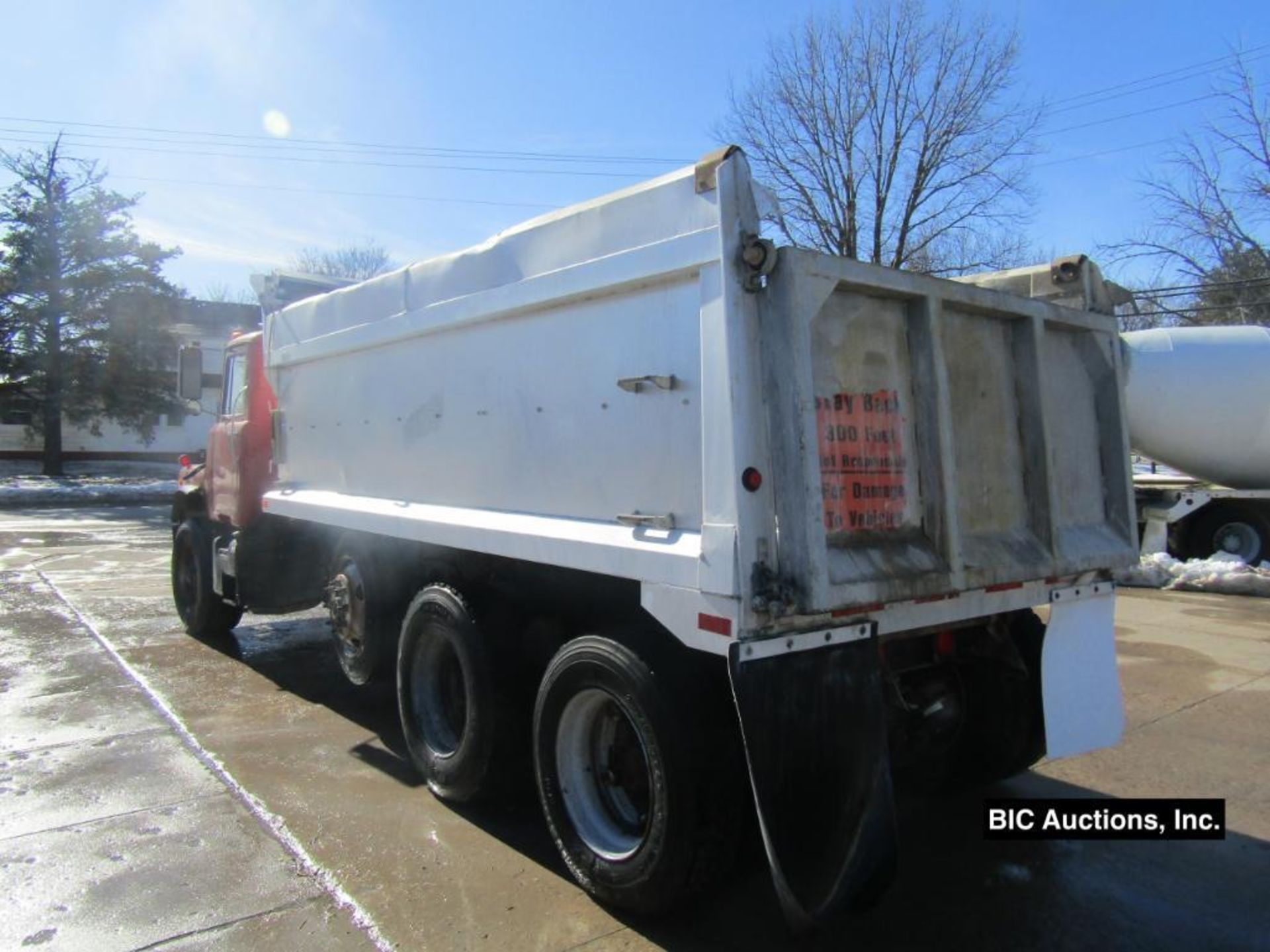 1999 Mack DM690S Dump Truck - Image 2 of 36