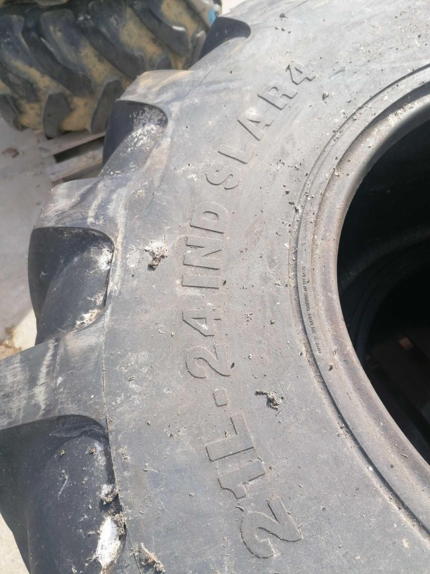 (2) Solideal 21L-24IND SLAR4 Tire - Image 5 of 5