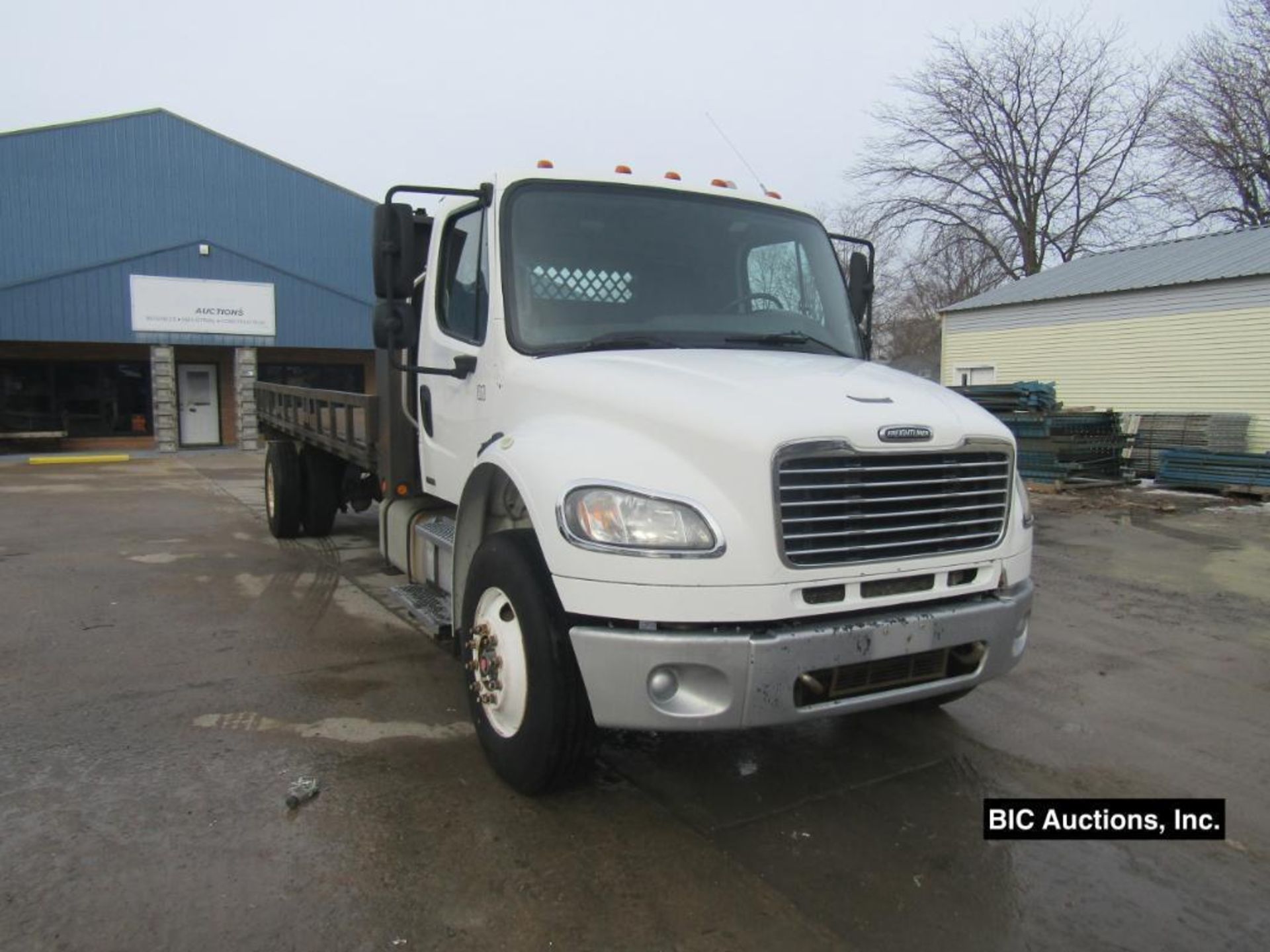 2009 Freightliner M2 Flatbed Truck - Image 3 of 26