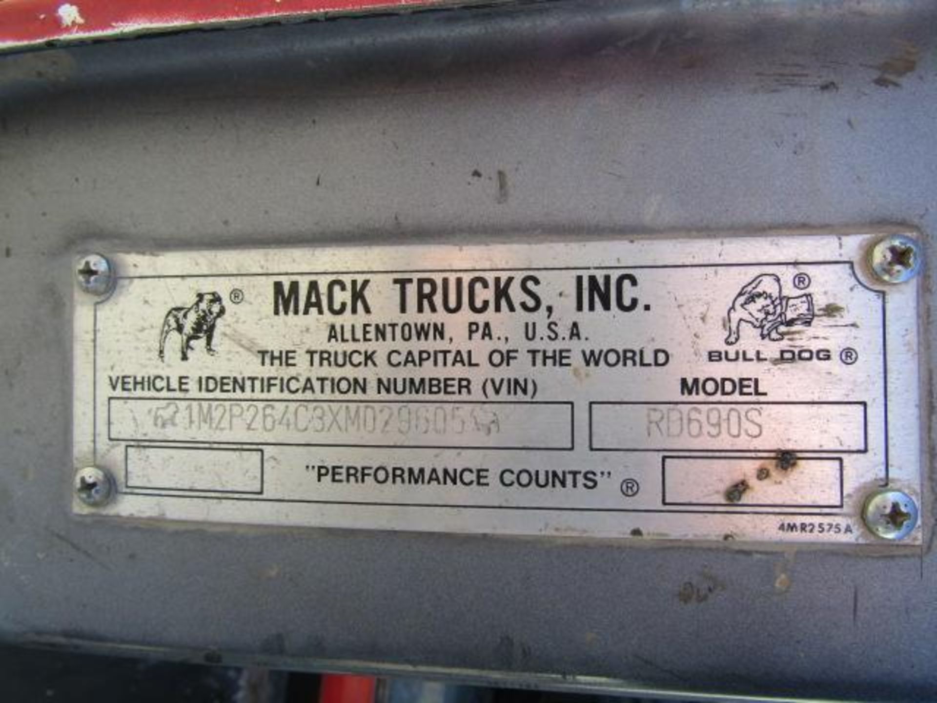 1999 Mack RD690S Concrete Mixer Truck - Image 6 of 39