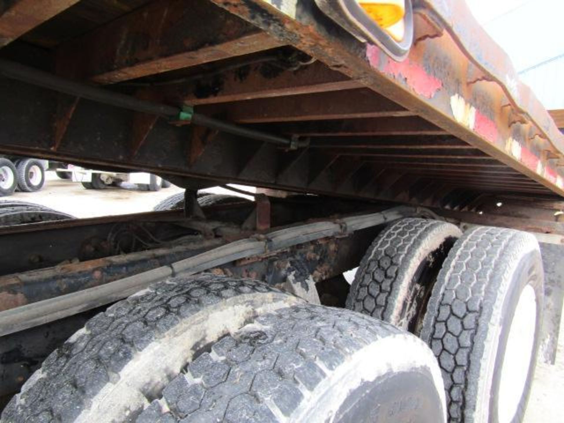 1998 Freightliner FL80 Rollback Flatbed Truck - Image 36 of 38