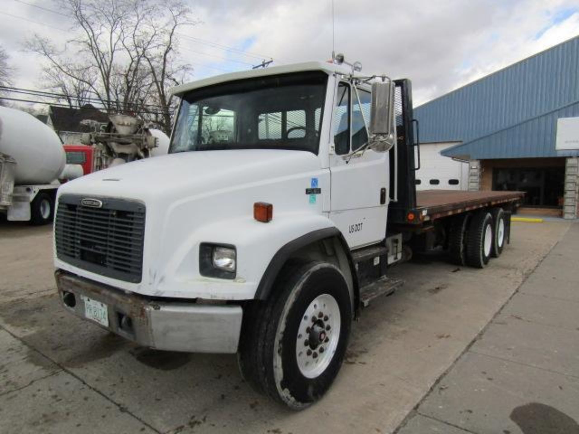 1998 Freightliner FL80 Rollback Flatbed Truck