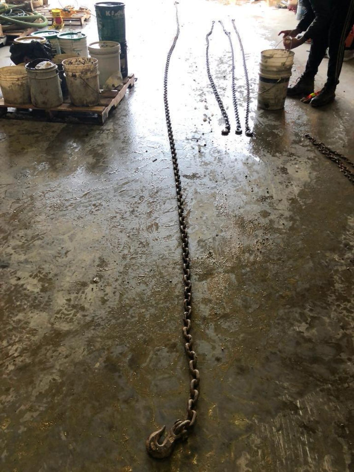 31' Chain with Hooks - Image 3 of 3