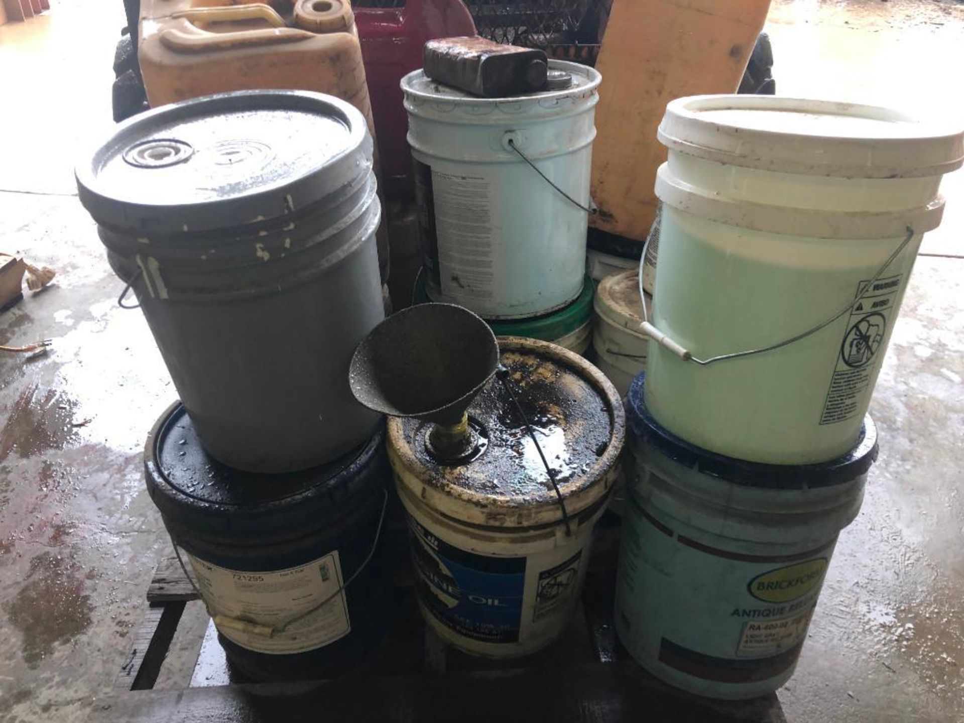 Pallet of Miscellaneous Buckets Cleaners - Image 2 of 3