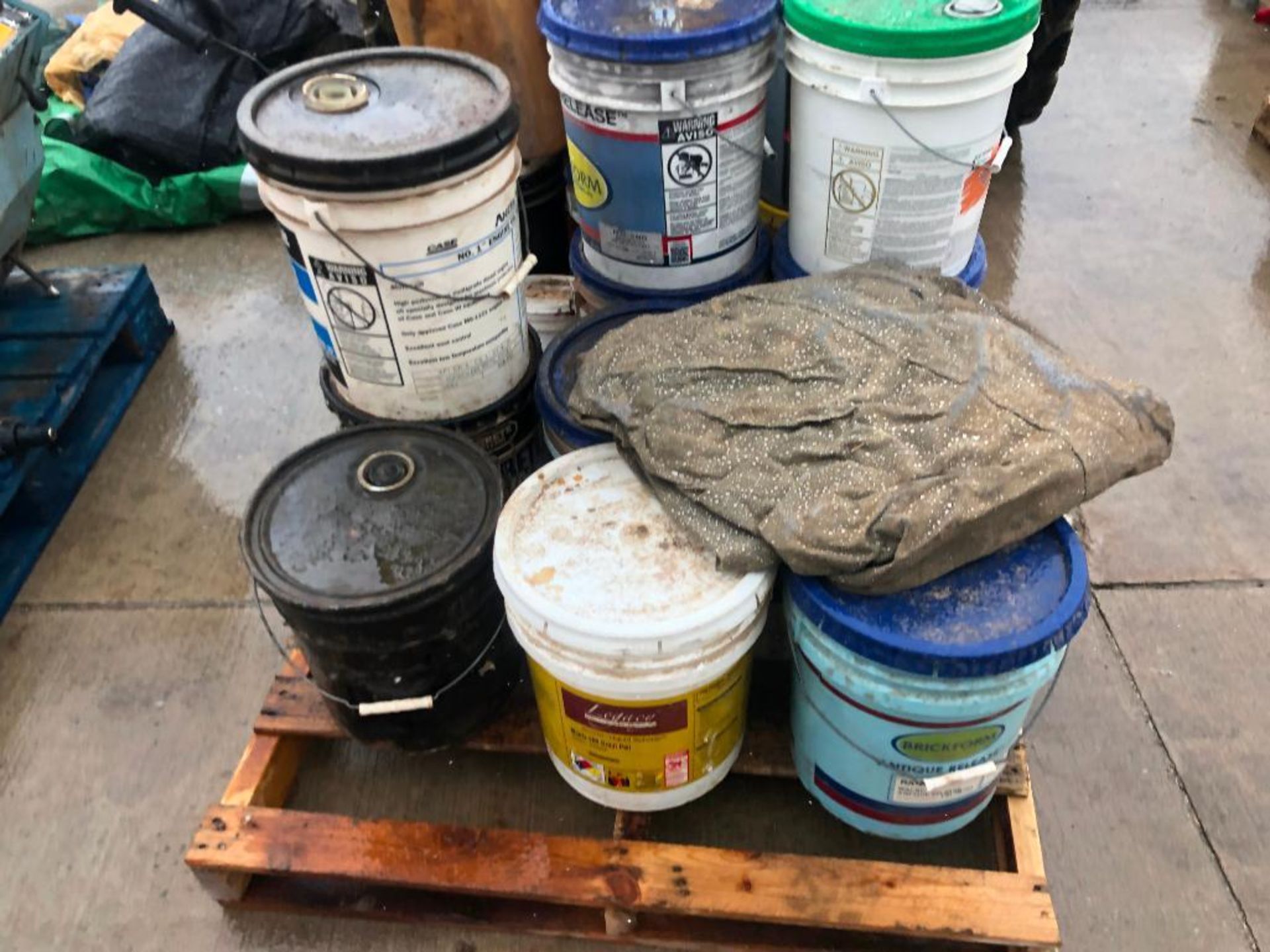 Pallet of Miscellaneous Buckets - Image 2 of 3