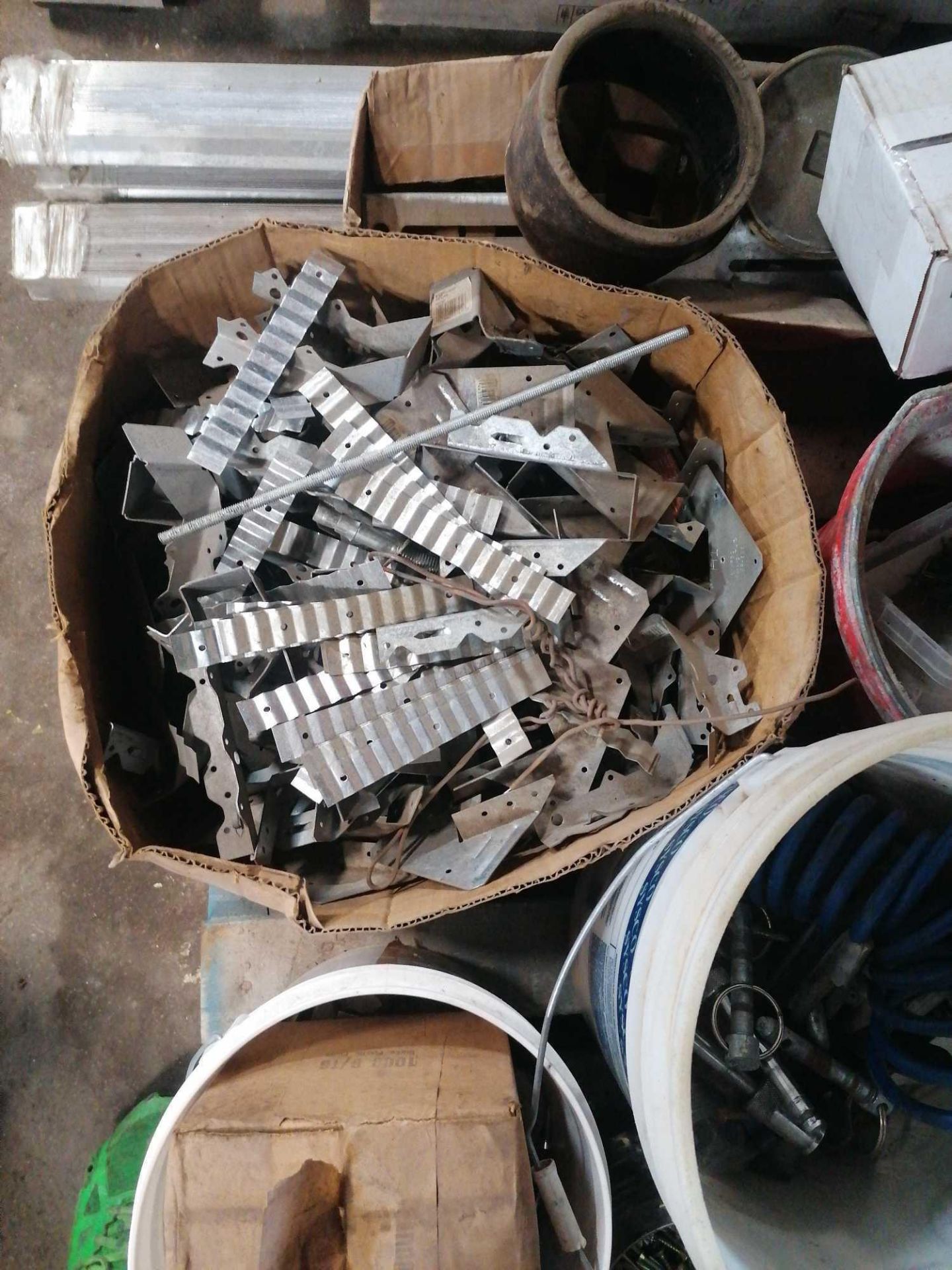 Pallet of Miscellaneous & Fasteners - Image 7 of 9