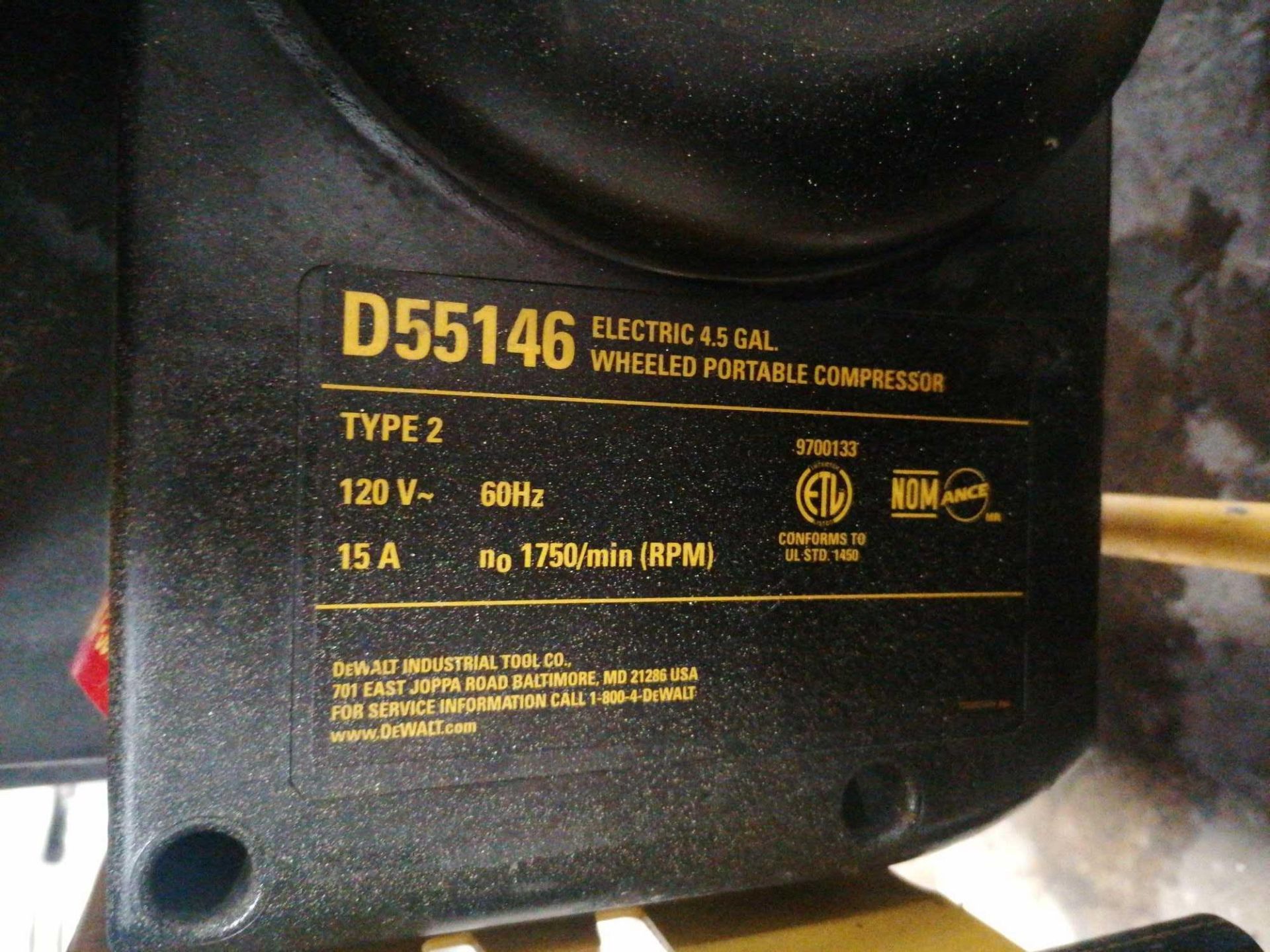 DeWalt D55146 Hand Carry Compressor - Image 2 of 2