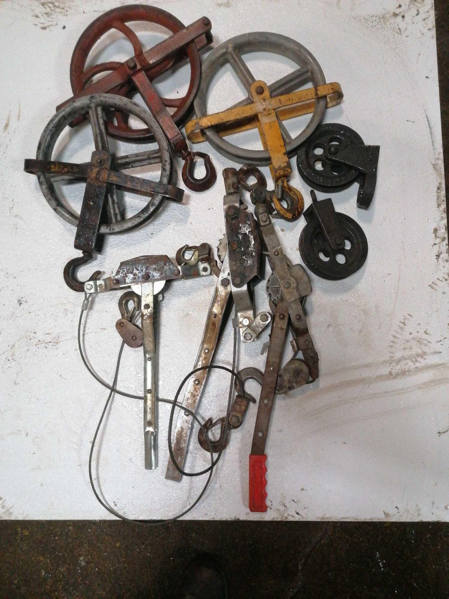 Assorted Cable Come Alongs, Scaffolding Well Wheels & Steel Casters