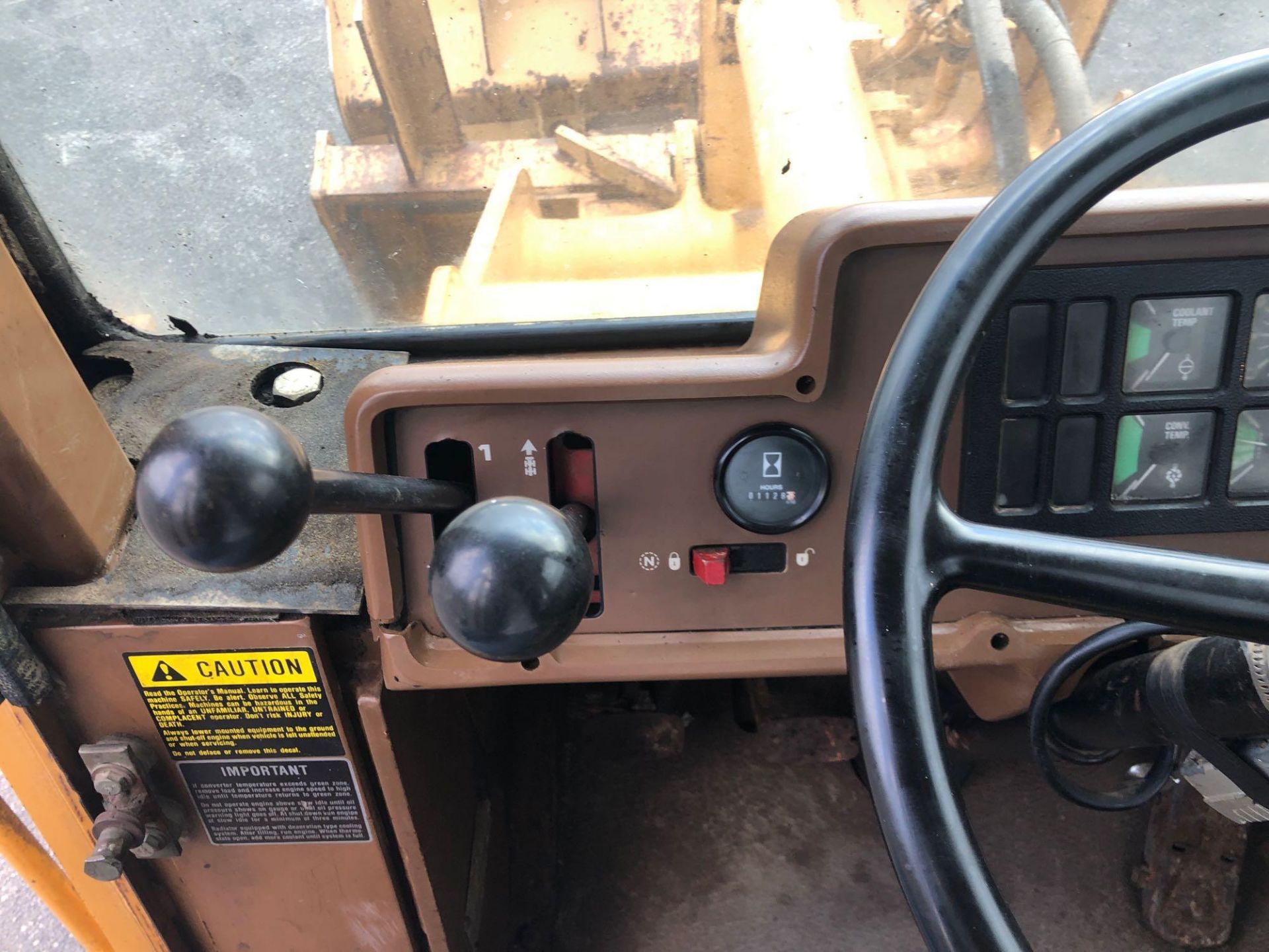 Dresser 520-B Wheel Loader w/ ACS Quick Coupler & 60"x92" Forks - Image 10 of 26