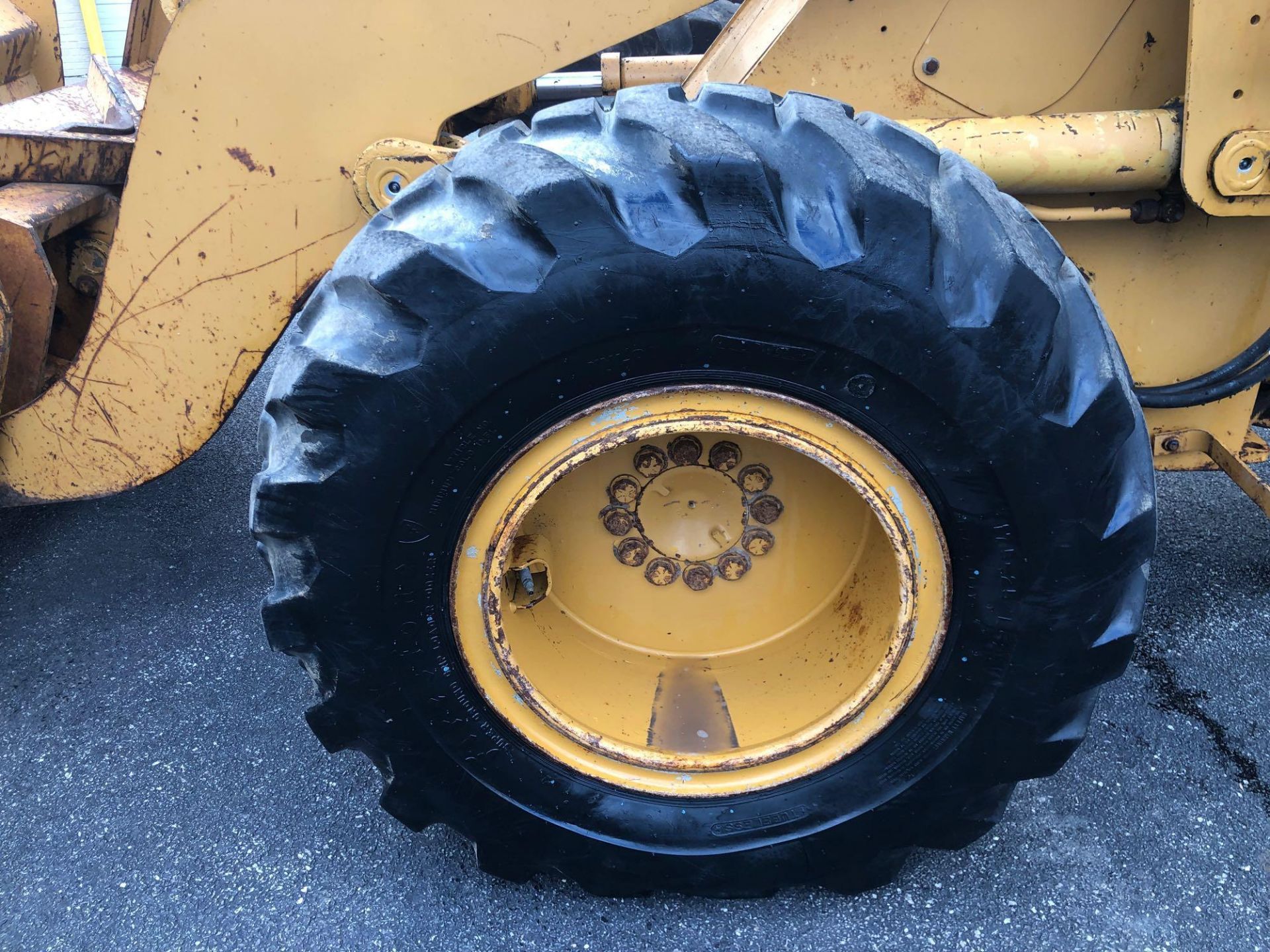 Dresser 520-B Wheel Loader w/ ACS Quick Coupler & 60"x92" Forks - Image 12 of 26