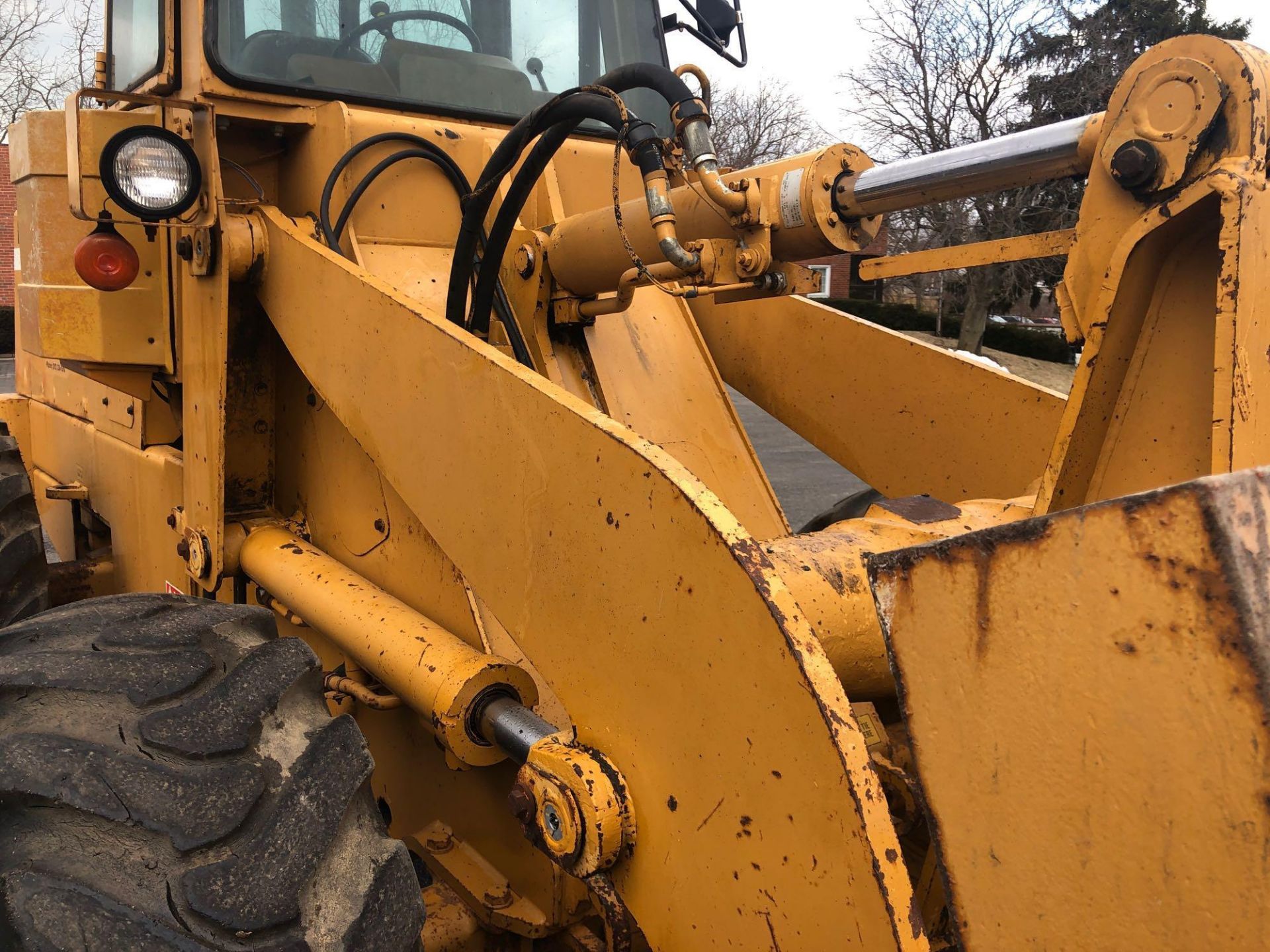 Dresser 520-B Wheel Loader w/ ACS Quick Coupler & 60"x92" Forks - Image 20 of 26