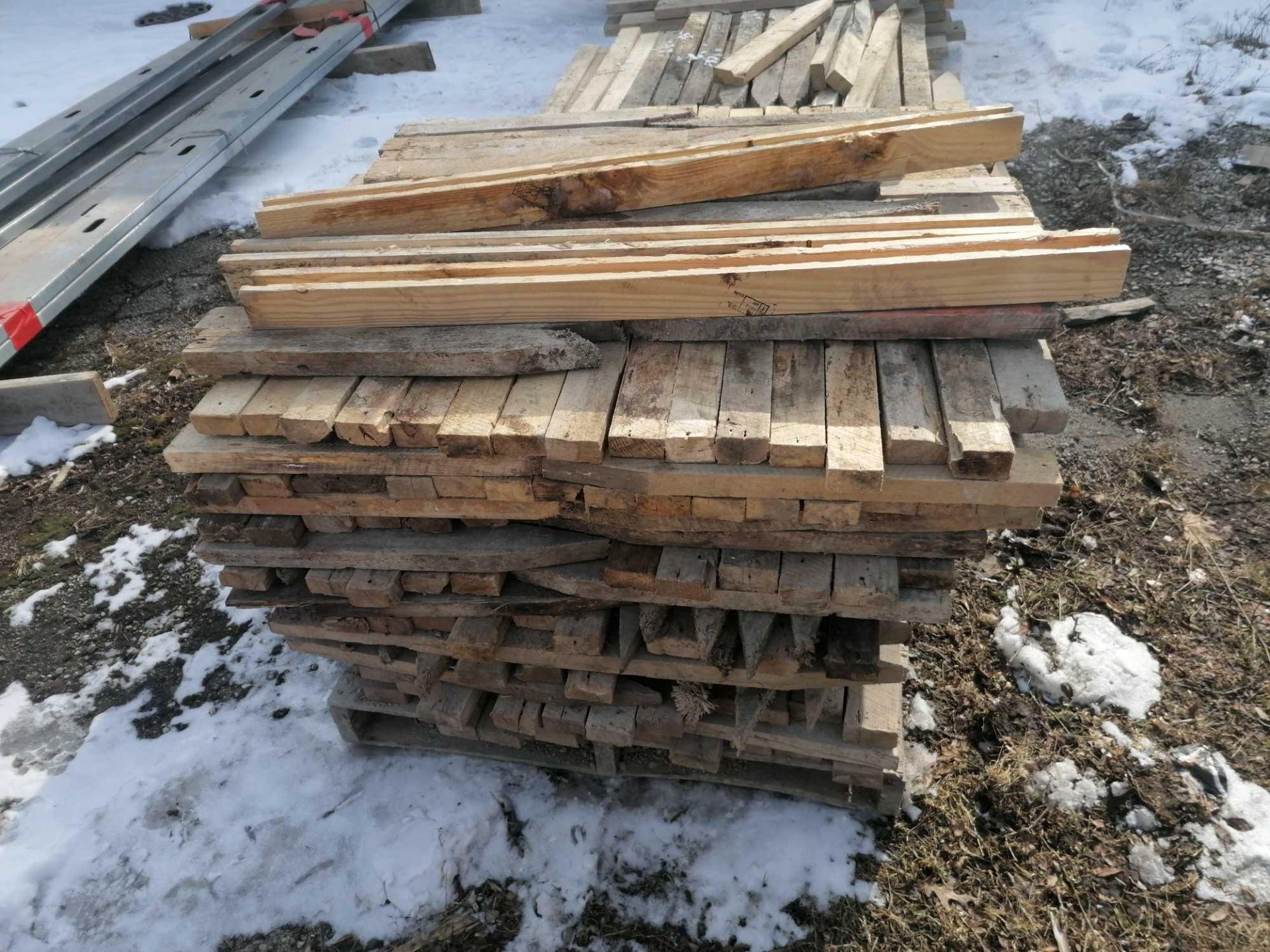 Pallet Wood Stakes - (400) 24” Wood Stakes - Image 2 of 2