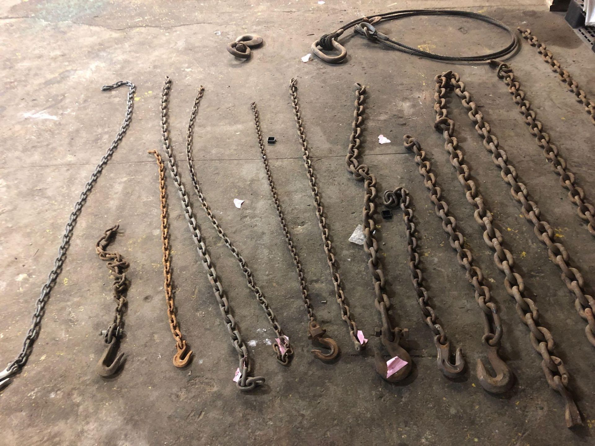 Chocker Chain & Various Size Chains - Image 5 of 6