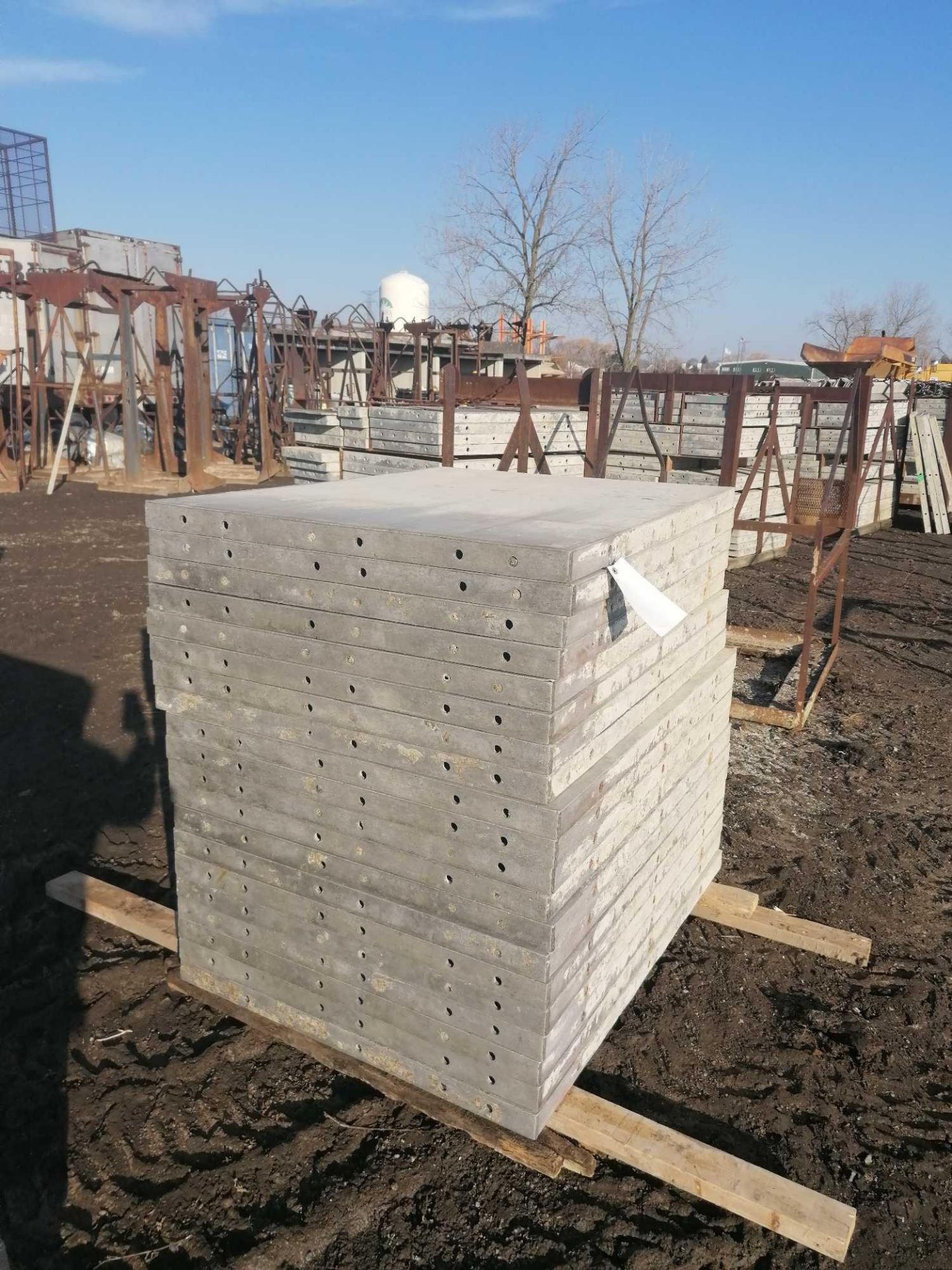 (20) 36" x 4' Wall-Ties / Durand Aluminum Concrete Forms, Smooth 8" Hole Pattern with Attached