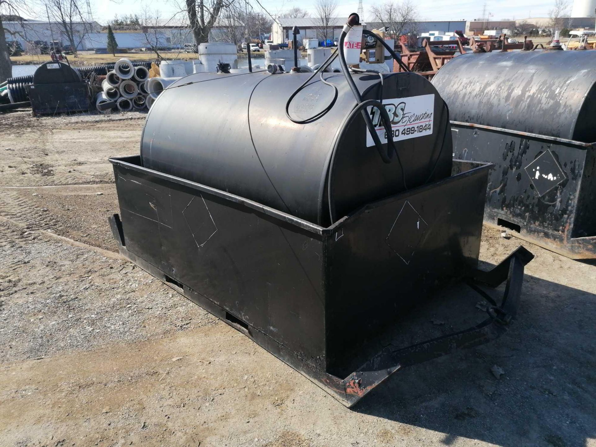 B&B Tank with Fuel Transfer Pump, Serial #BW413850. Located in Naperville, IL.